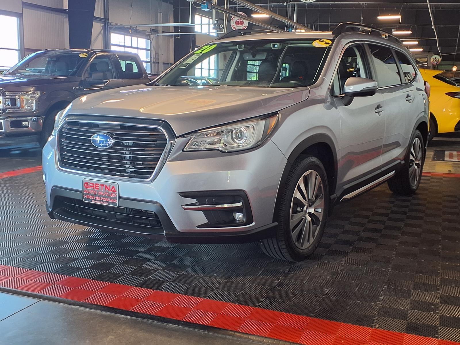 2020 Subaru Ascent Limited - Ice Silver Metallic exterior view 4