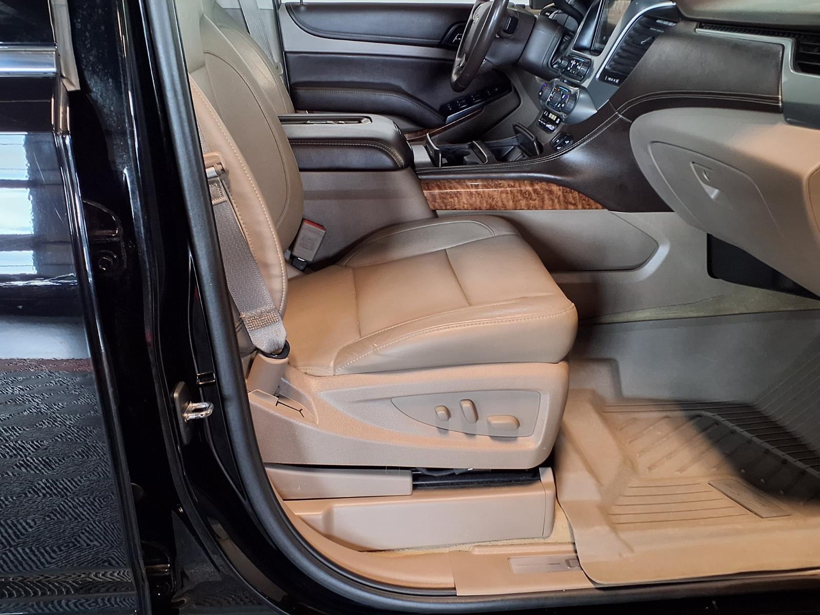 2015 Chevrolet Tahoe LTZ - Black exterior view 15