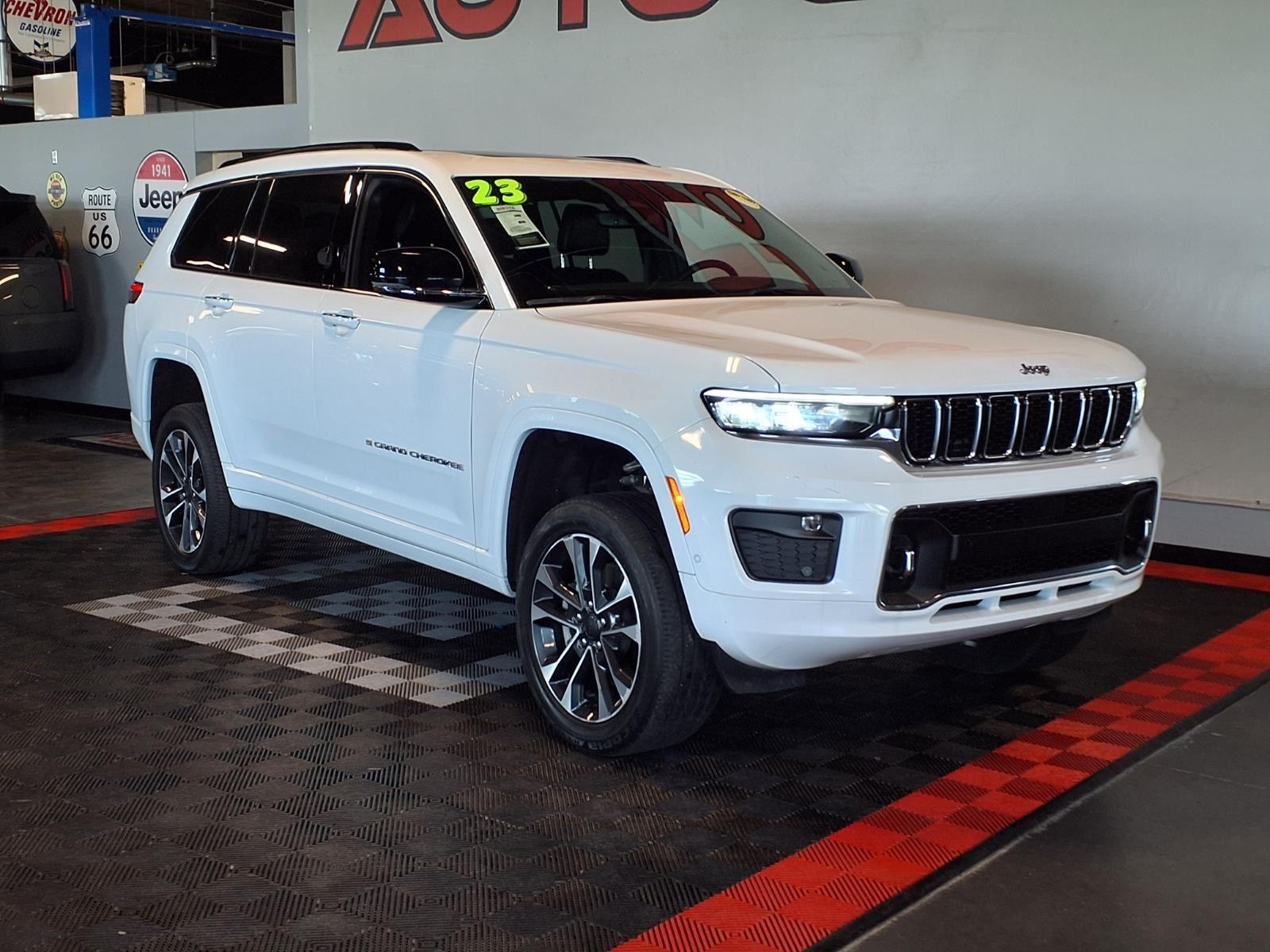 2023 Jeep Grand Cherokee L Overland - Bright White Clearcoat exterior view 2
