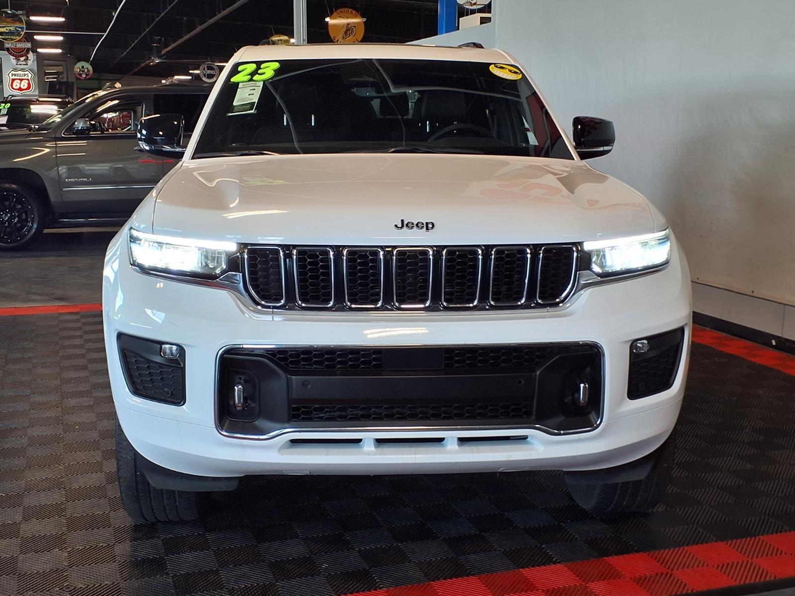 2023 Jeep Grand Cherokee L Overland - Bright White Clearcoat exterior view 3