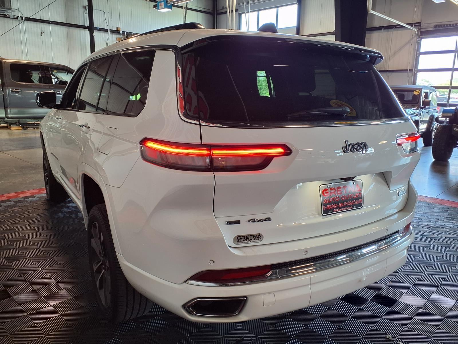 2023 Jeep Grand Cherokee L Overland - Bright White Clearcoat exterior view 5