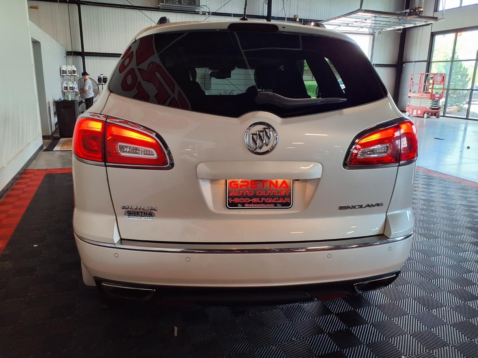 2015 Buick Enclave Premium - White Diamond Tricoat exterior view 6