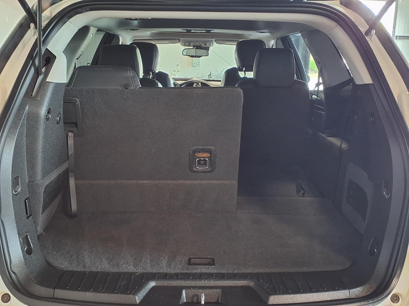 2015 Buick Enclave Premium - White Diamond Tricoat exterior view 7