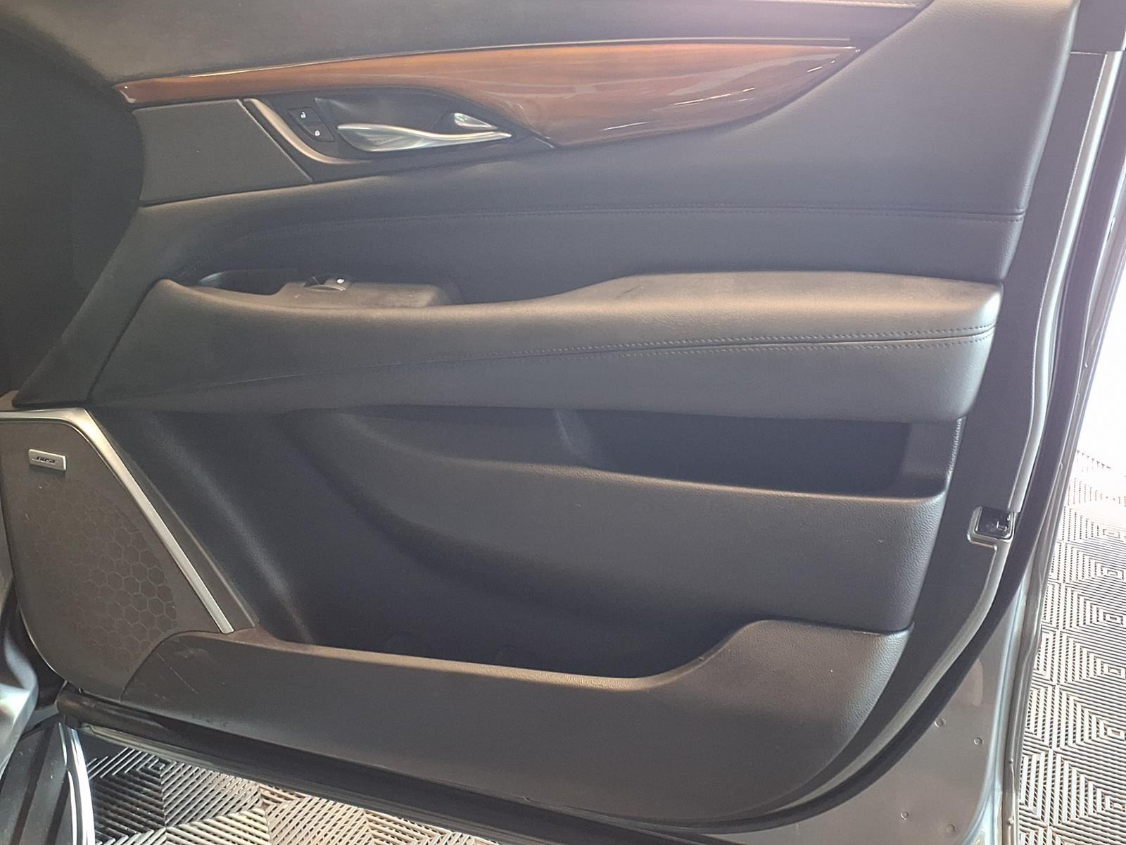 2020 Cadillac Escalade Luxury - Satin Steel Metallic exterior view 14