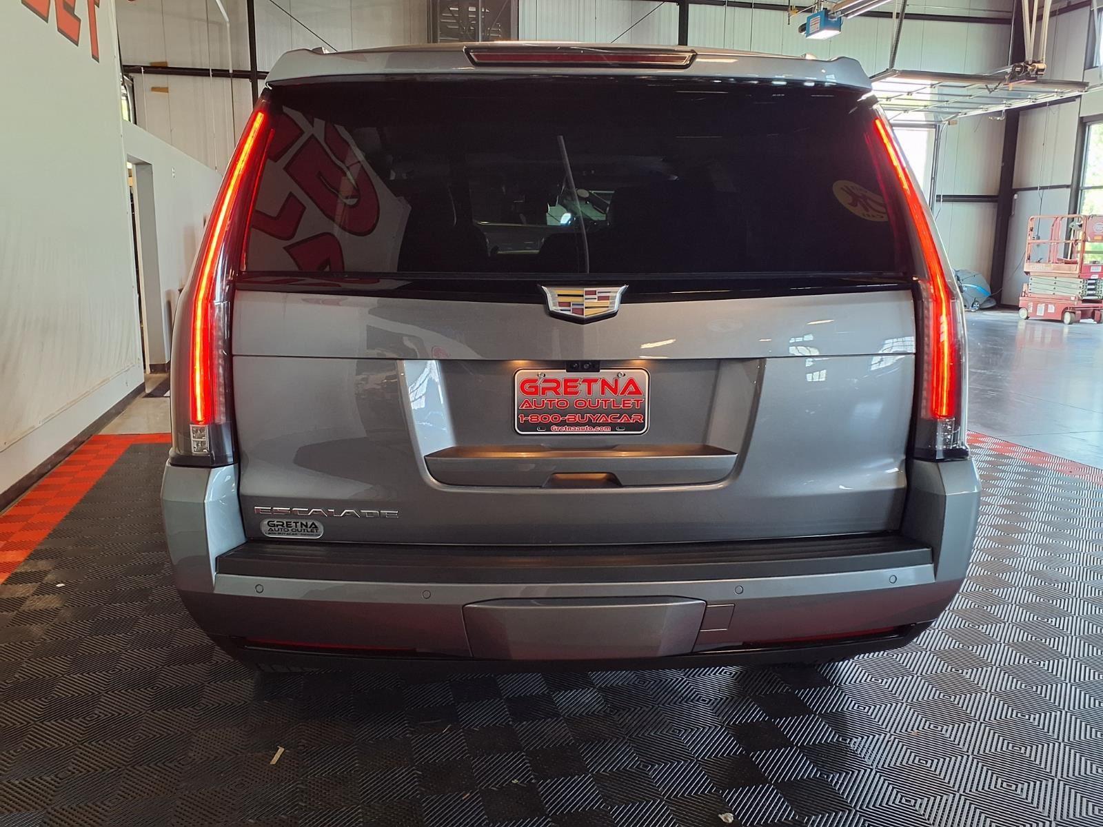 2020 Cadillac Escalade Luxury - Satin Steel Metallic exterior view 6