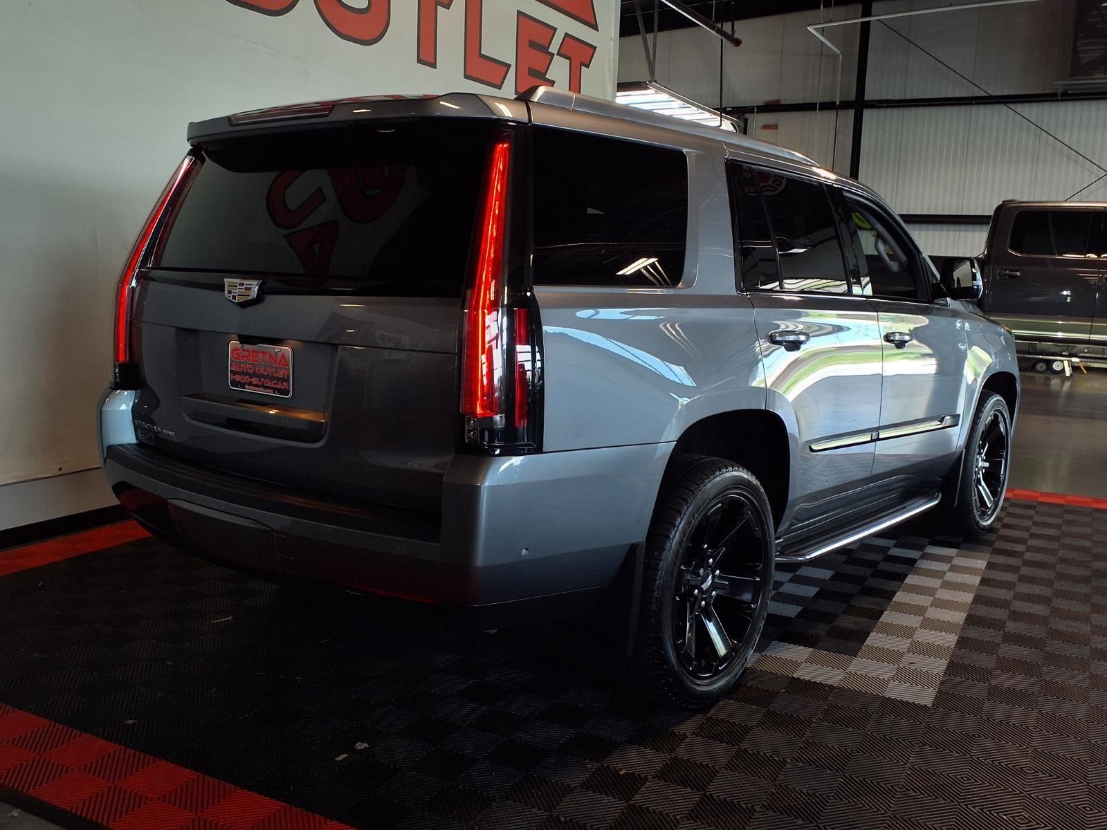 2020 Cadillac Escalade Luxury - Satin Steel Metallic exterior view 9