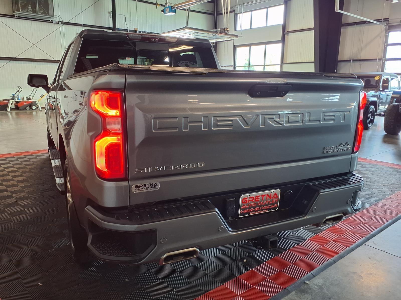2021 Chevrolet Silverado 1500 High Country - Satin Steel Metallic exterior view 5