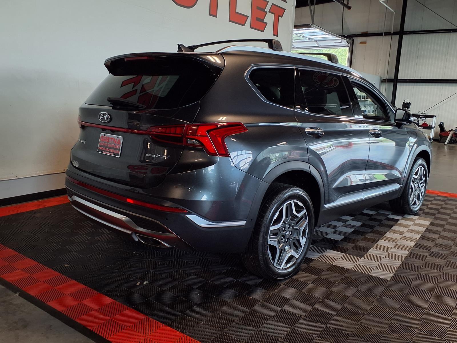 2022 Hyundai Santa Fe Limited - Portofino Gray exterior view 9