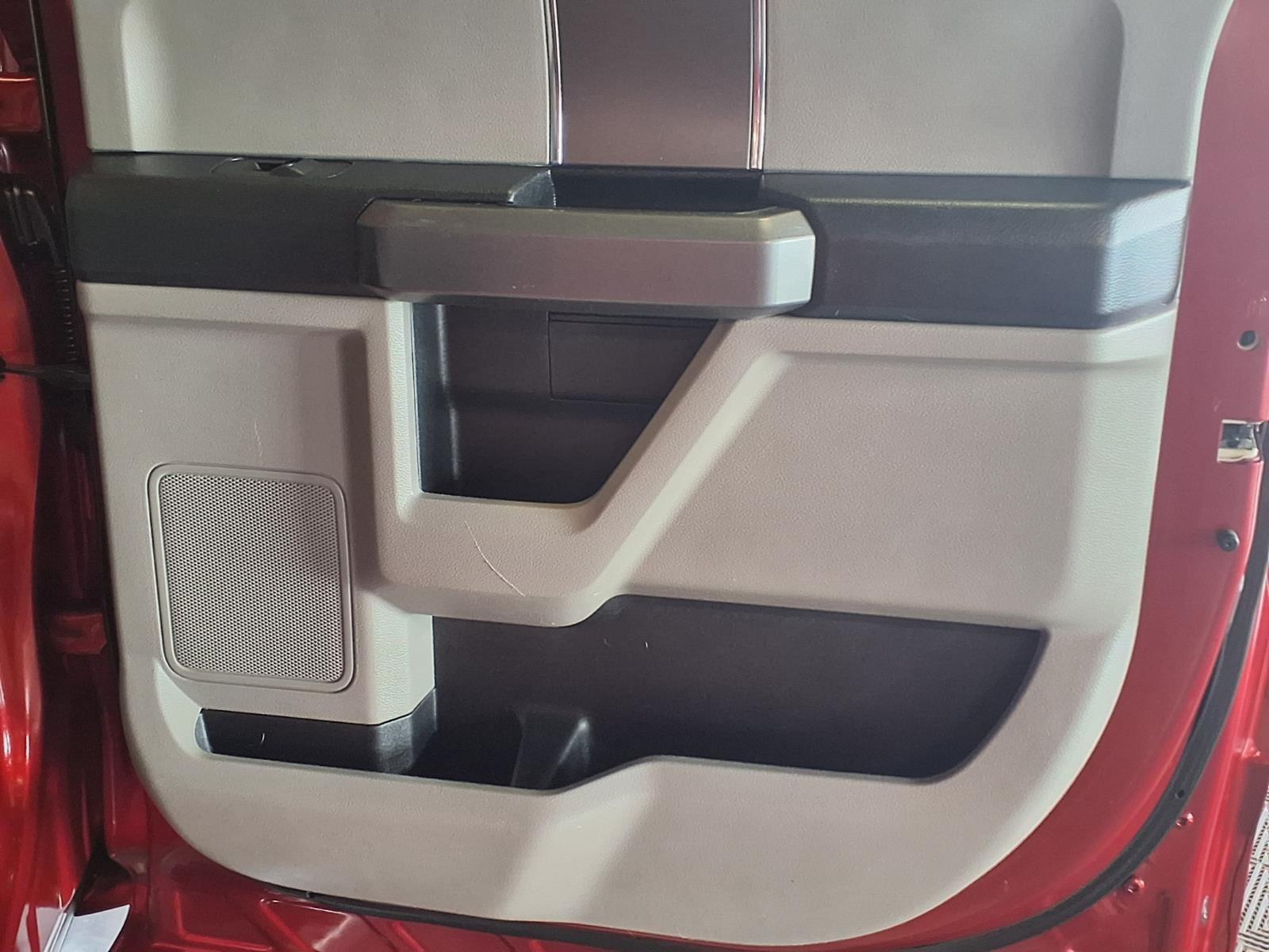 2017 FORD F-150 - RED exterior view 9