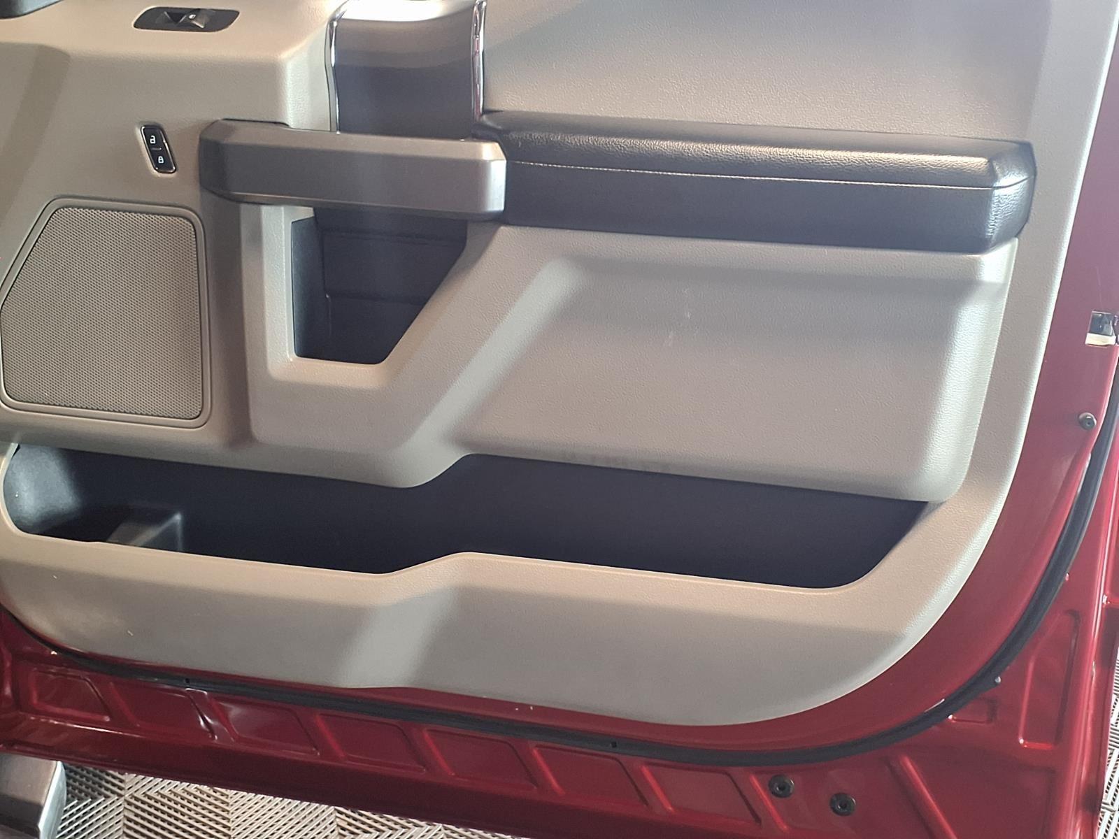 2017 FORD F-150 - RED exterior view 11