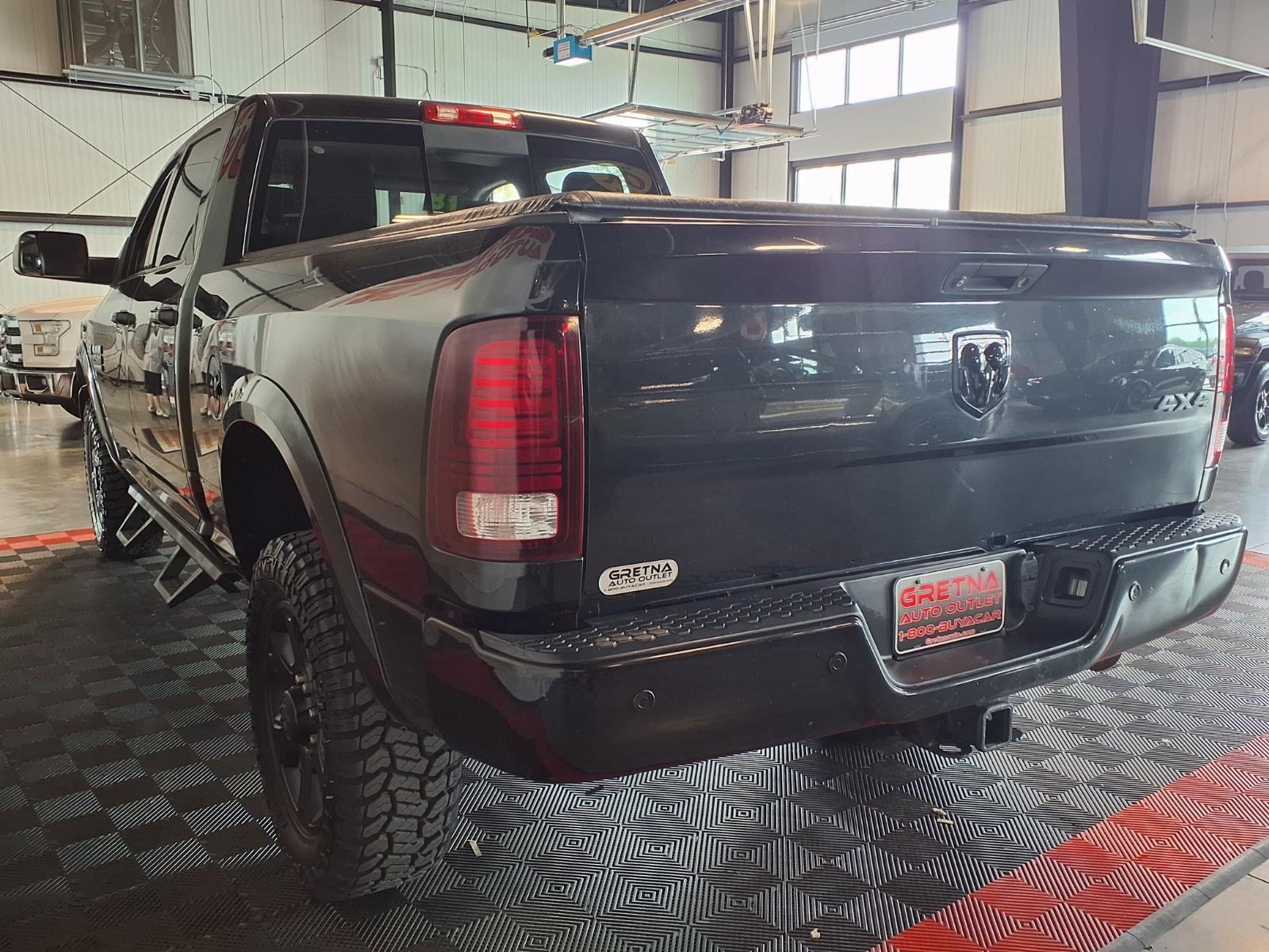 2018 Ram 2500 Laramie - Brilliant Black Crystal Pearlcoat exterior view 5