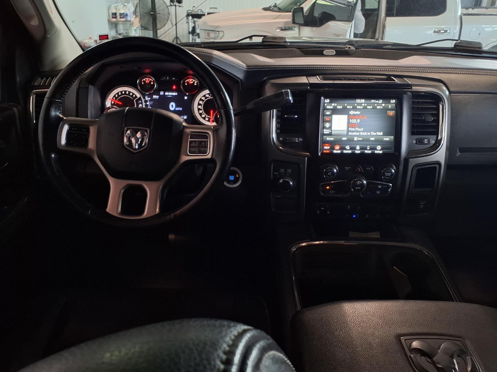 2018 Ram 2500 Laramie - Brilliant Black Crystal Pearlcoat exterior view 16