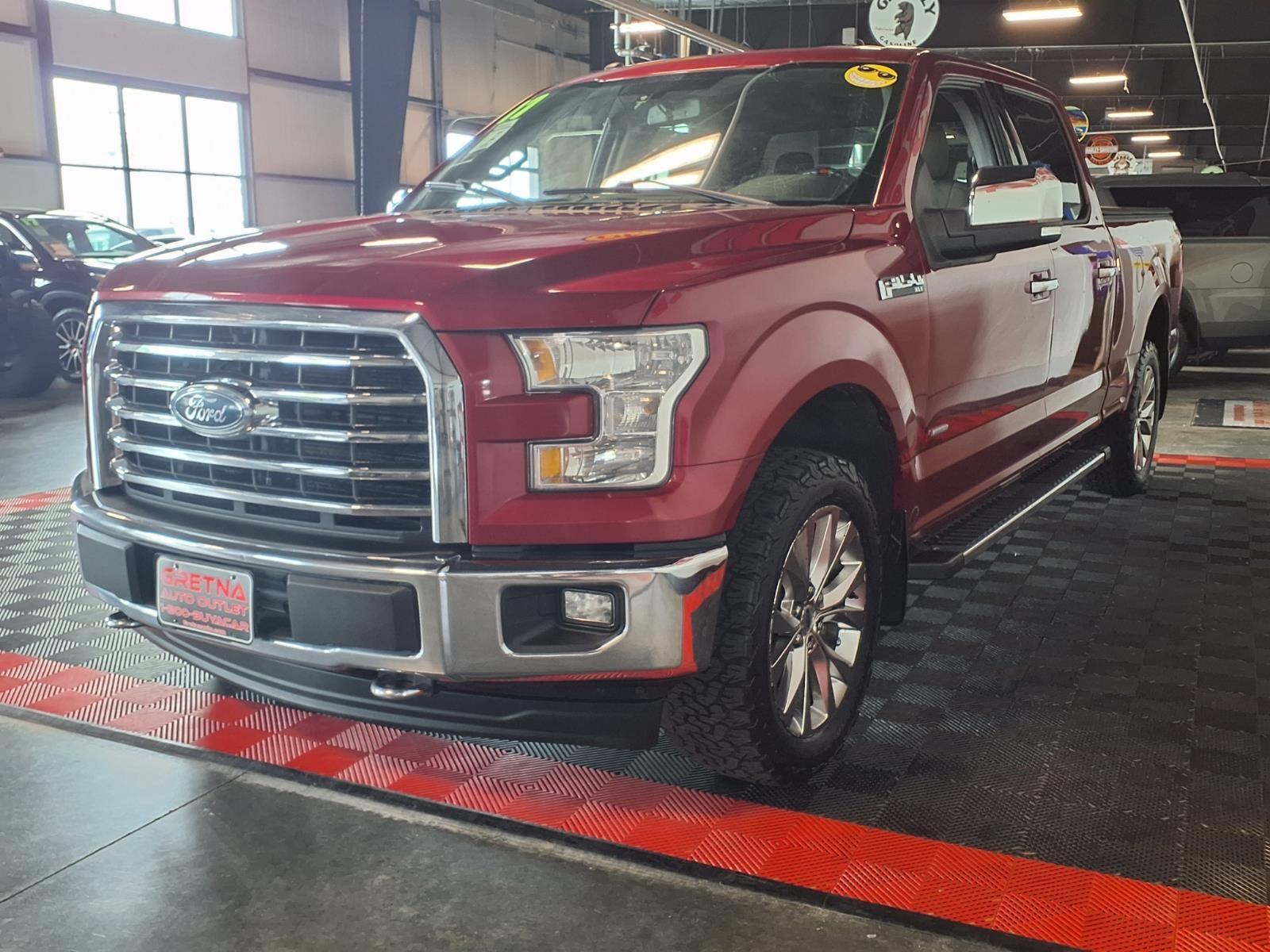 2017 FORD F-150 - RED exterior view 4