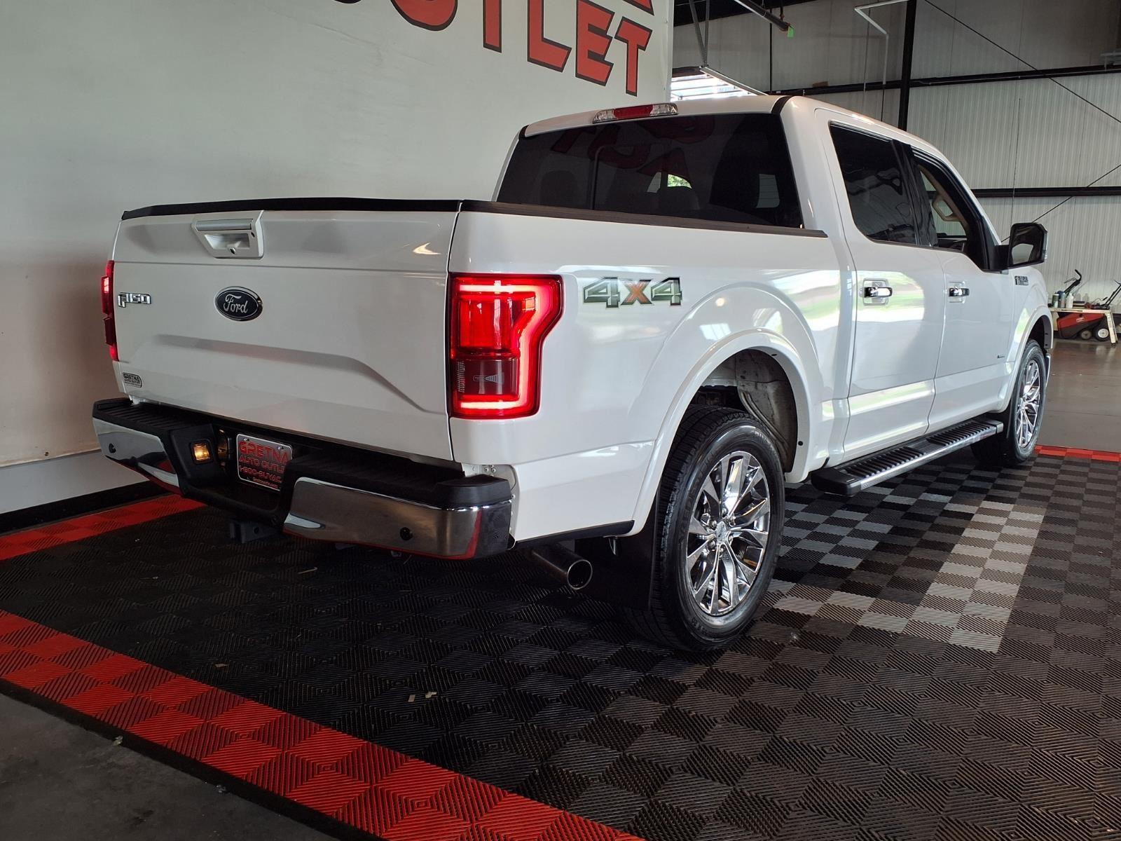 2015 Ford F-150 Lariat - White Platinum Metallic Tri-Coat exterior view 7