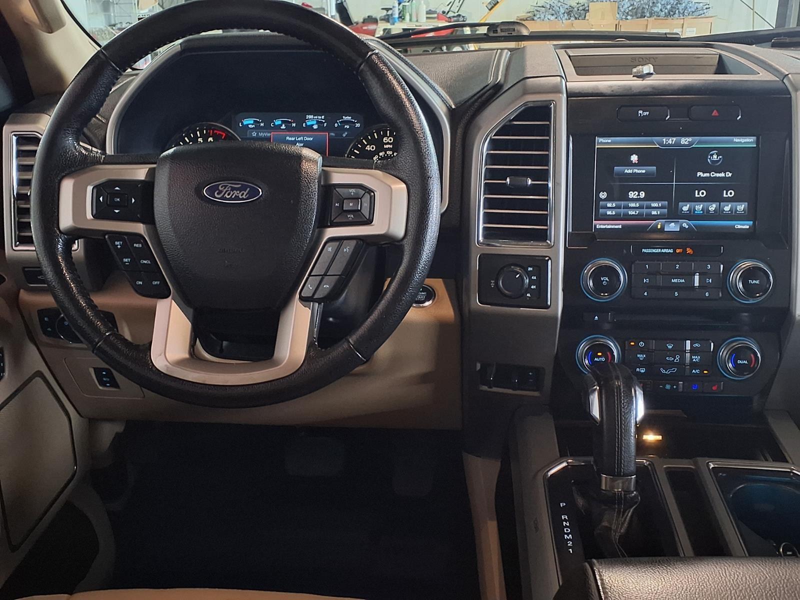 2015 Ford F-150 Lariat - White Platinum Metallic Tri-Coat exterior view 16