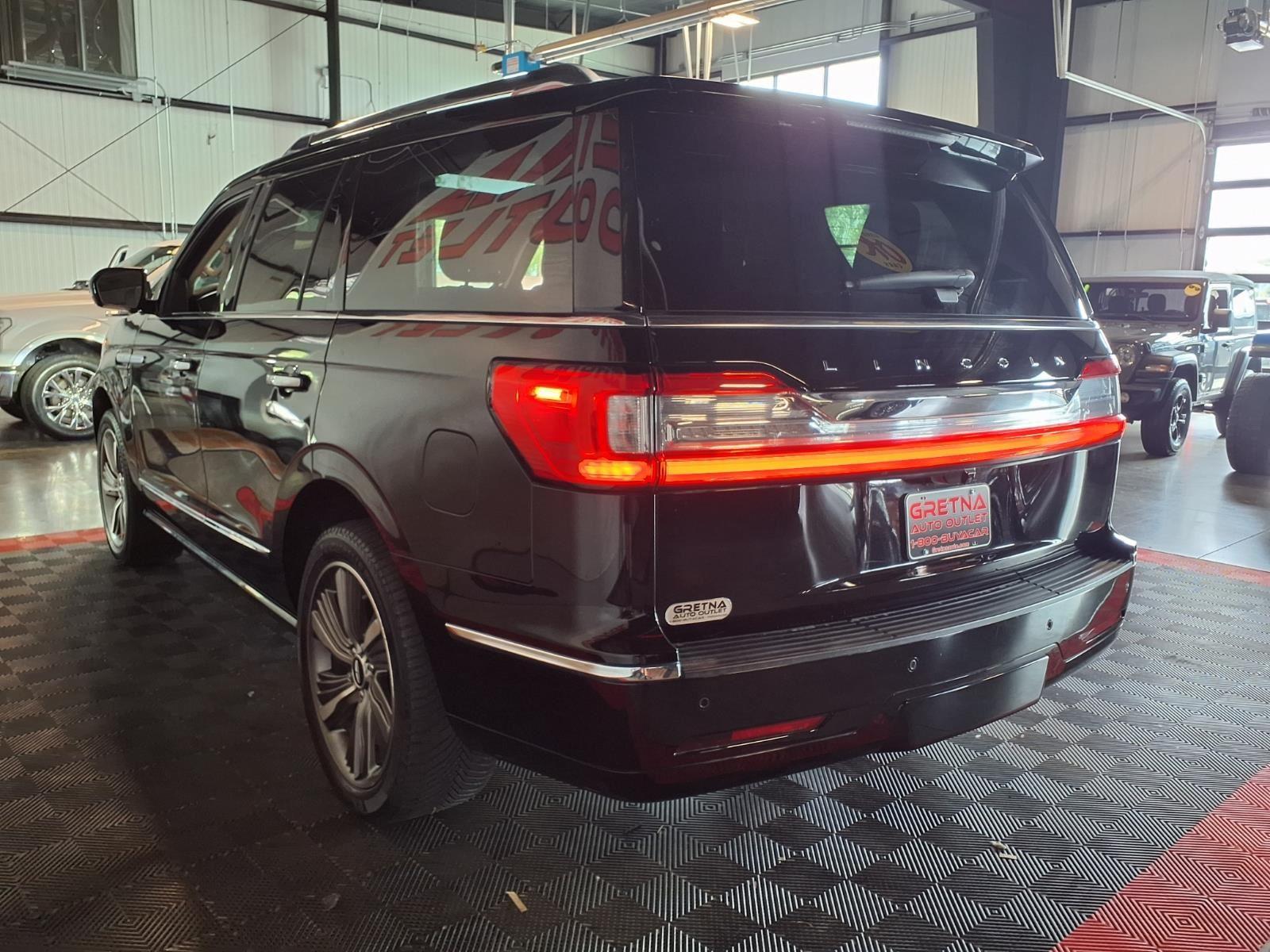 2018 LINCOLN NAVIGATOR - Black Velvet exterior view 5