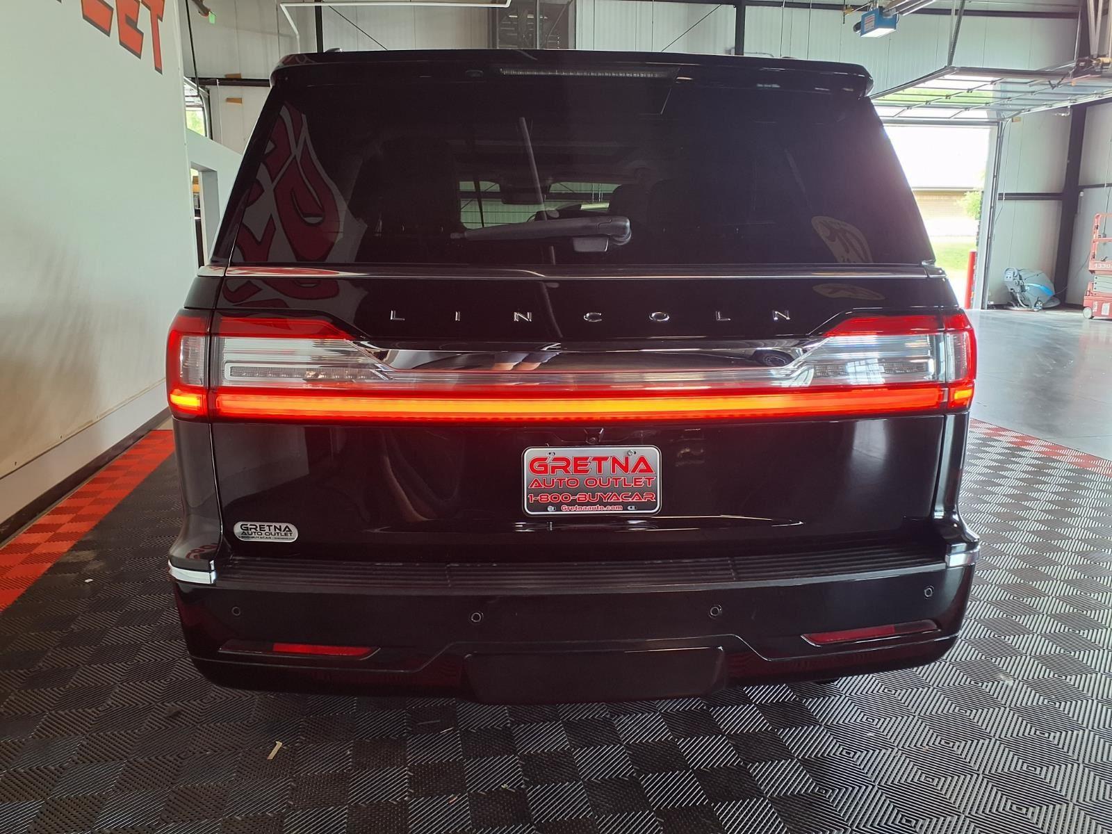 2018 LINCOLN NAVIGATOR - Black Velvet exterior view 6