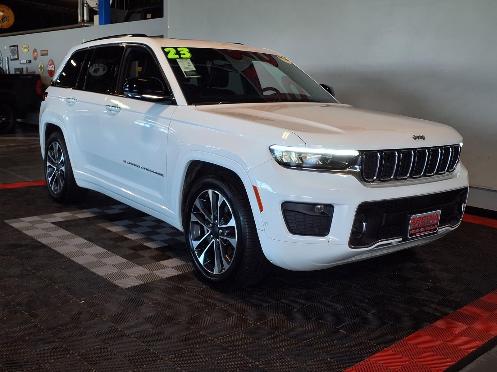 2023 Jeep Grand Cherokee Overland - Bright White Clearcoat exterior view 2