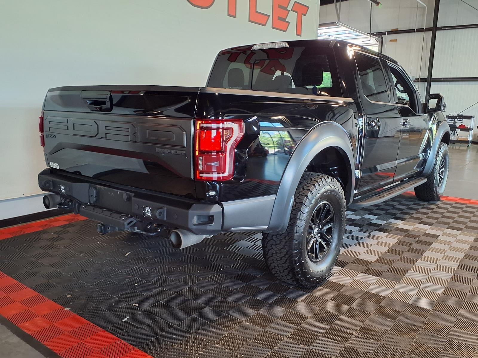 2018 Ford F-150 Raptor - Shadow Black exterior view 8