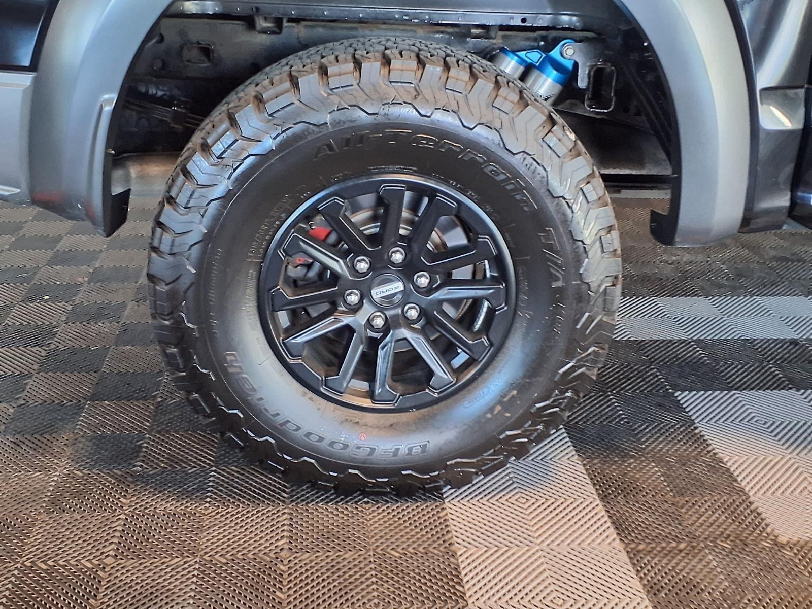 2018 Ford F-150 Raptor - Shadow Black exterior view 9
