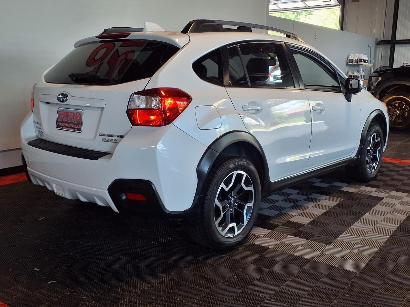 2016 Subaru Crosstrek Limited - Crystal White Pearl exterior view 8