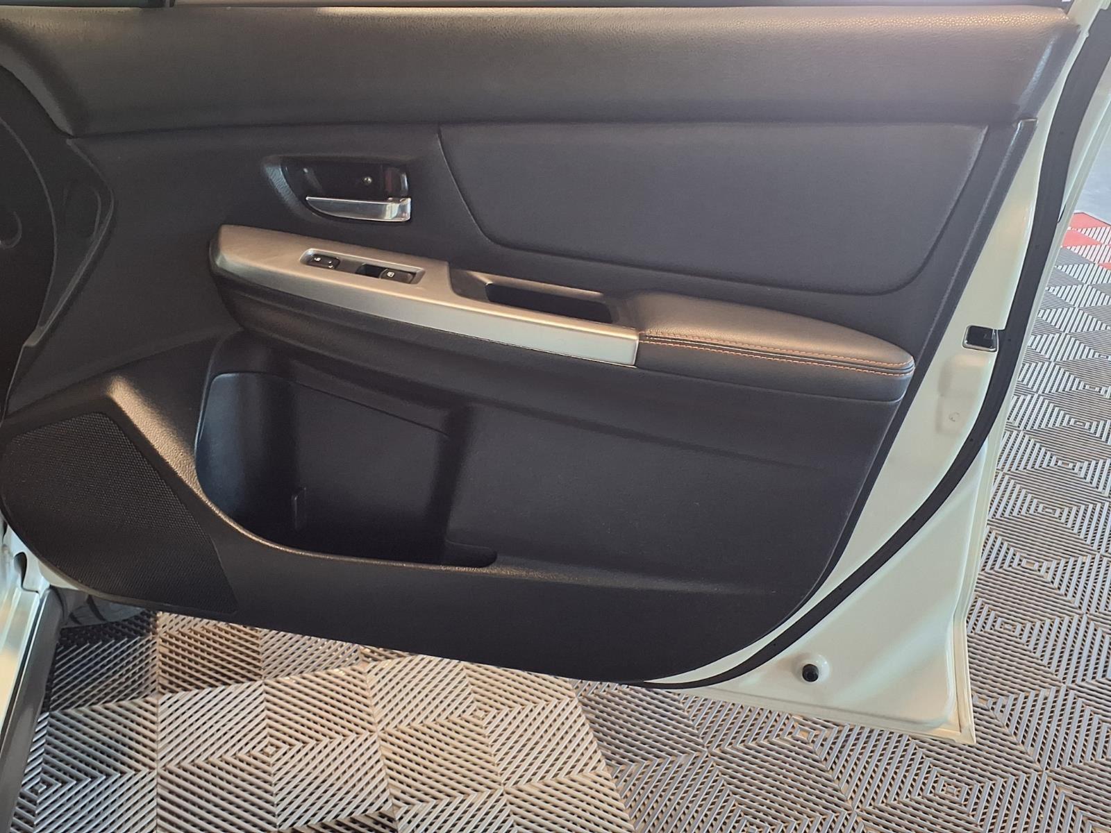 2016 Subaru Crosstrek Limited - Crystal White Pearl exterior view 12