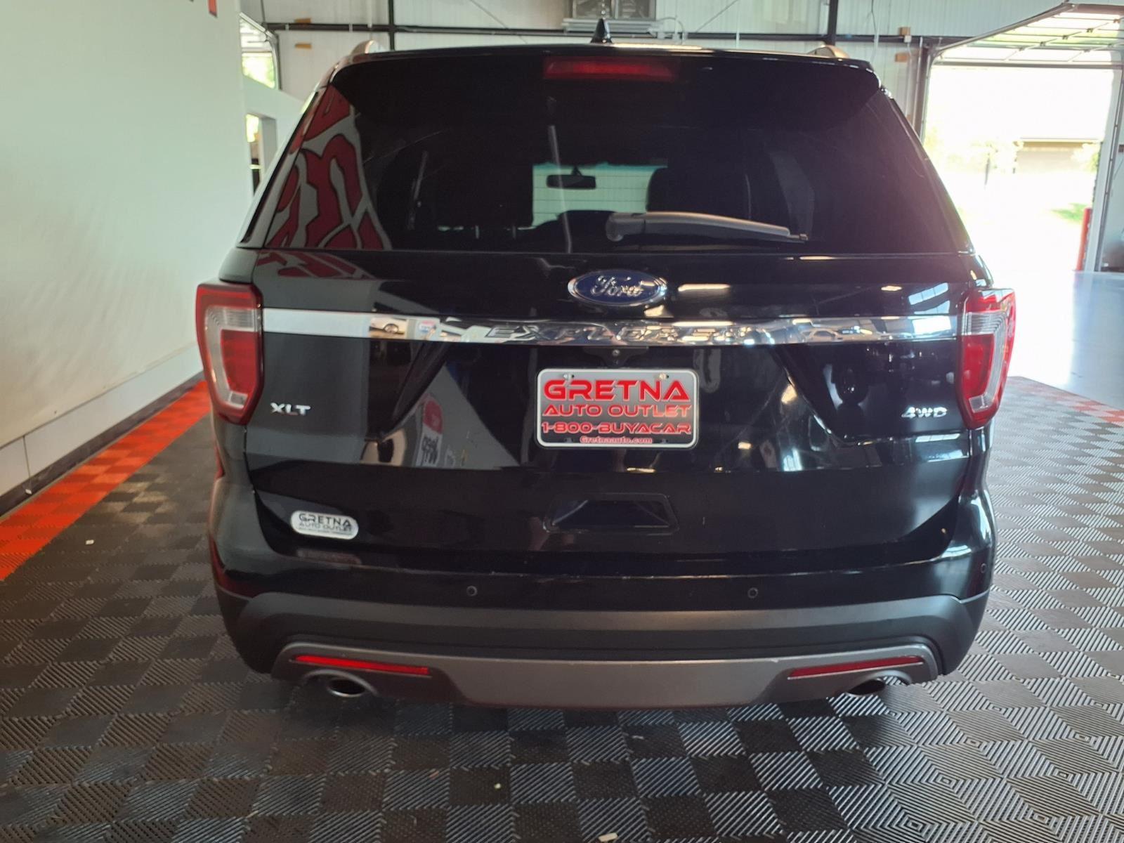 2016 FORD EXPLORER - BLACK exterior view 6