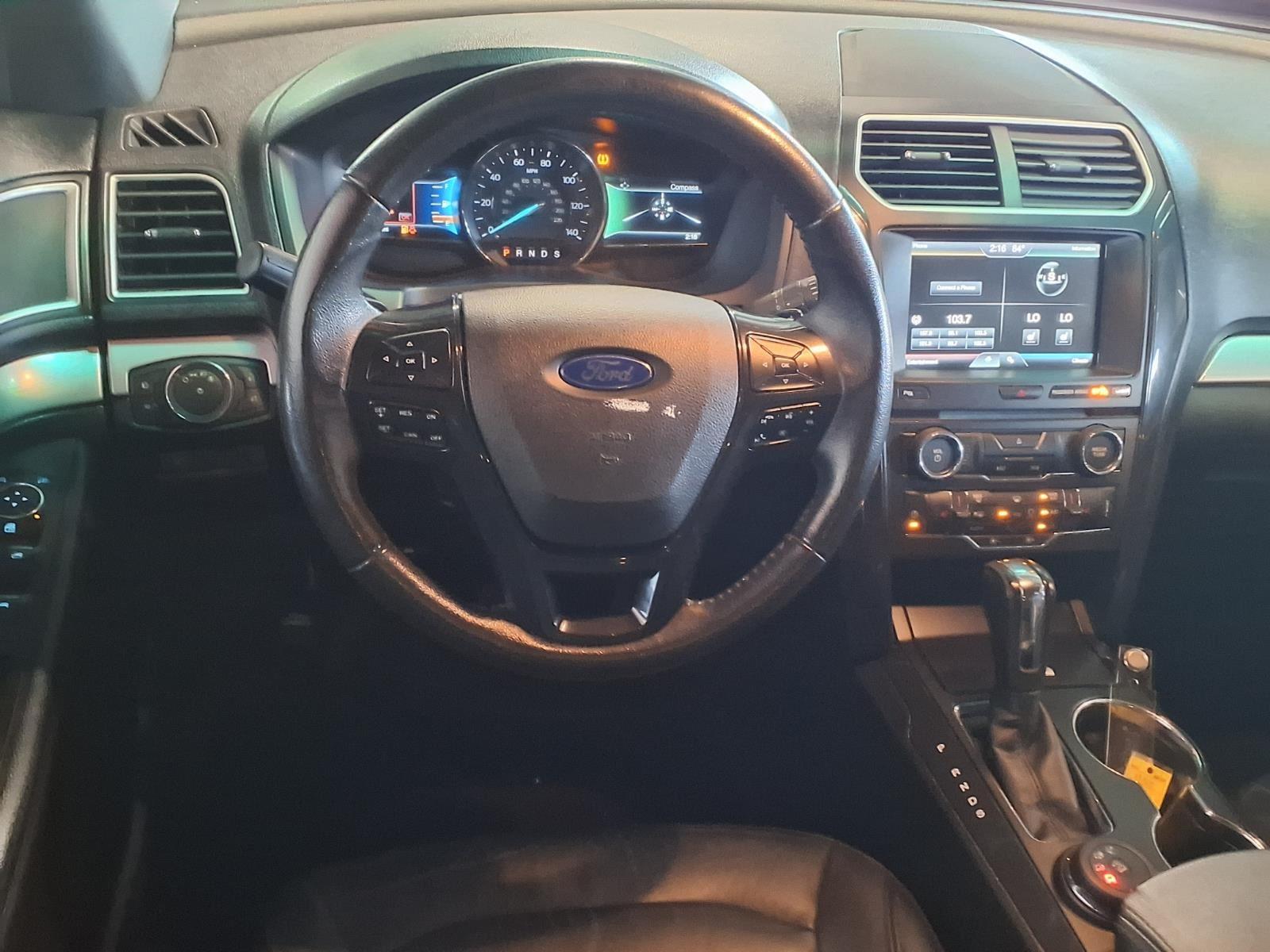 2016 FORD EXPLORER - BLACK exterior view 17