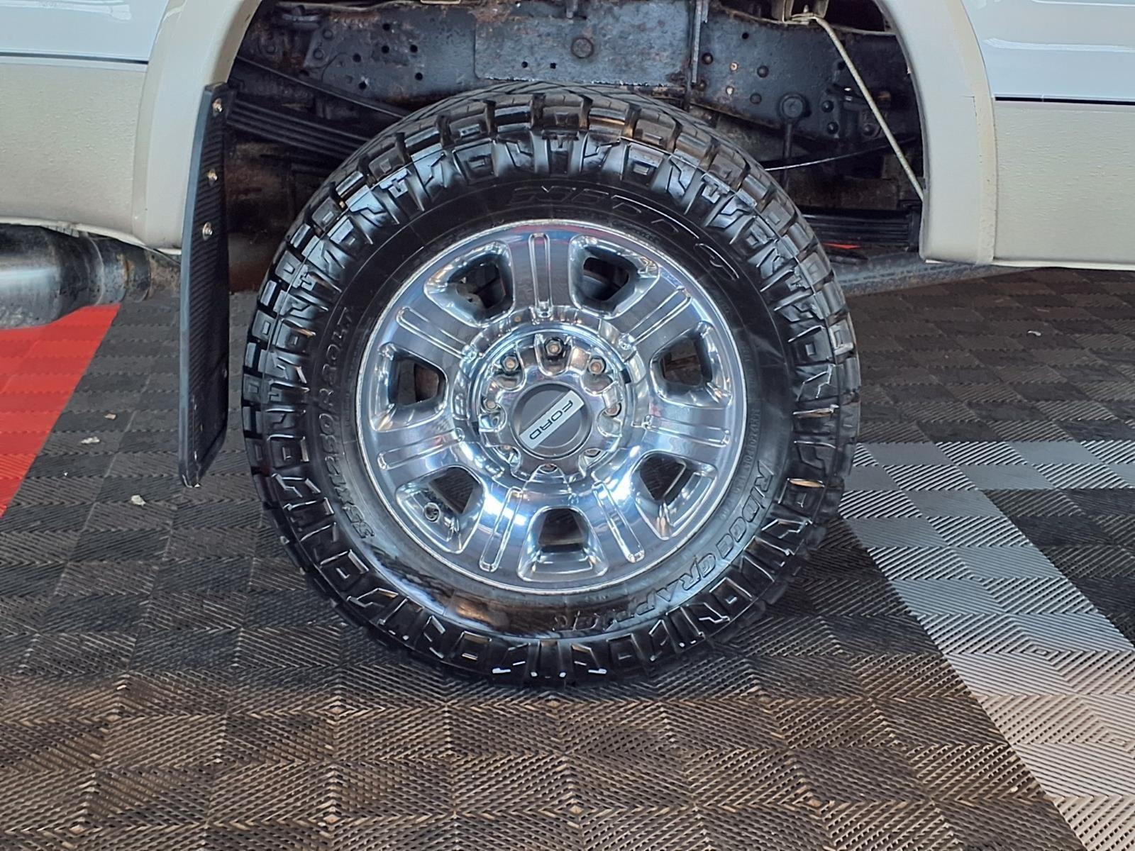 2008 FORD F-350 SUPER DUTY - WHITE exterior view 9