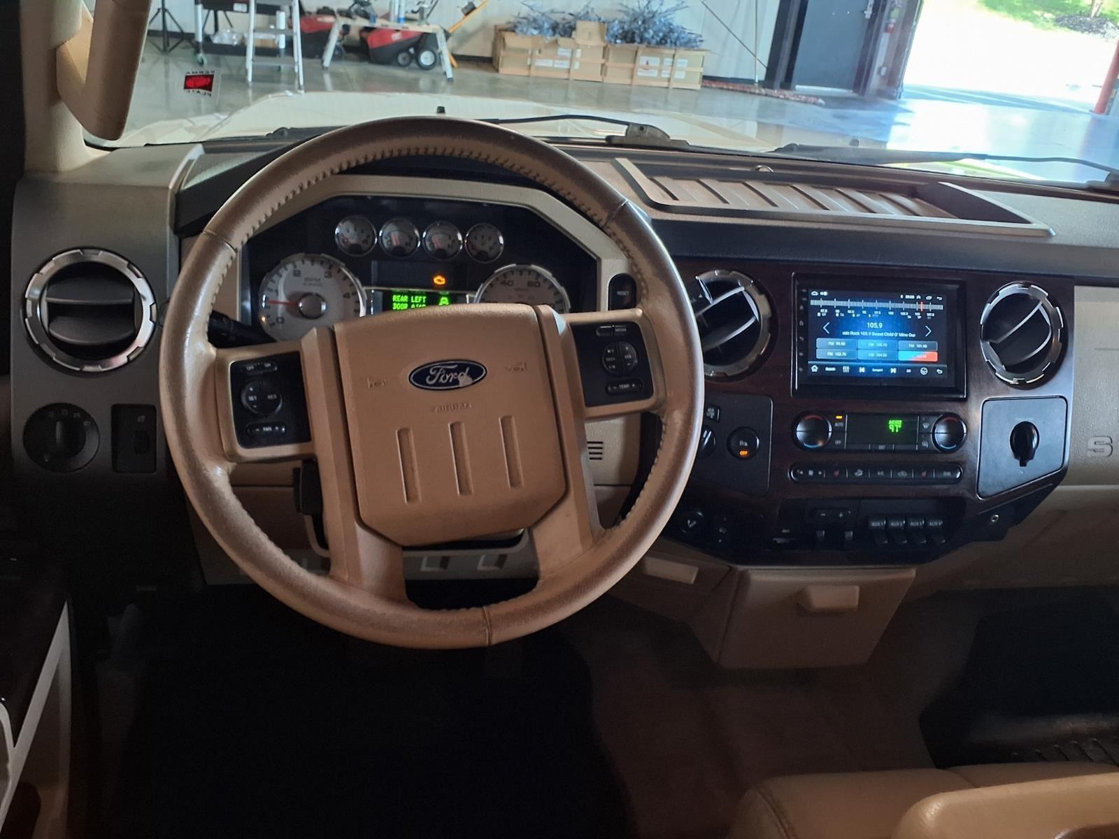 2008 FORD F-350 SUPER DUTY - WHITE exterior view 16