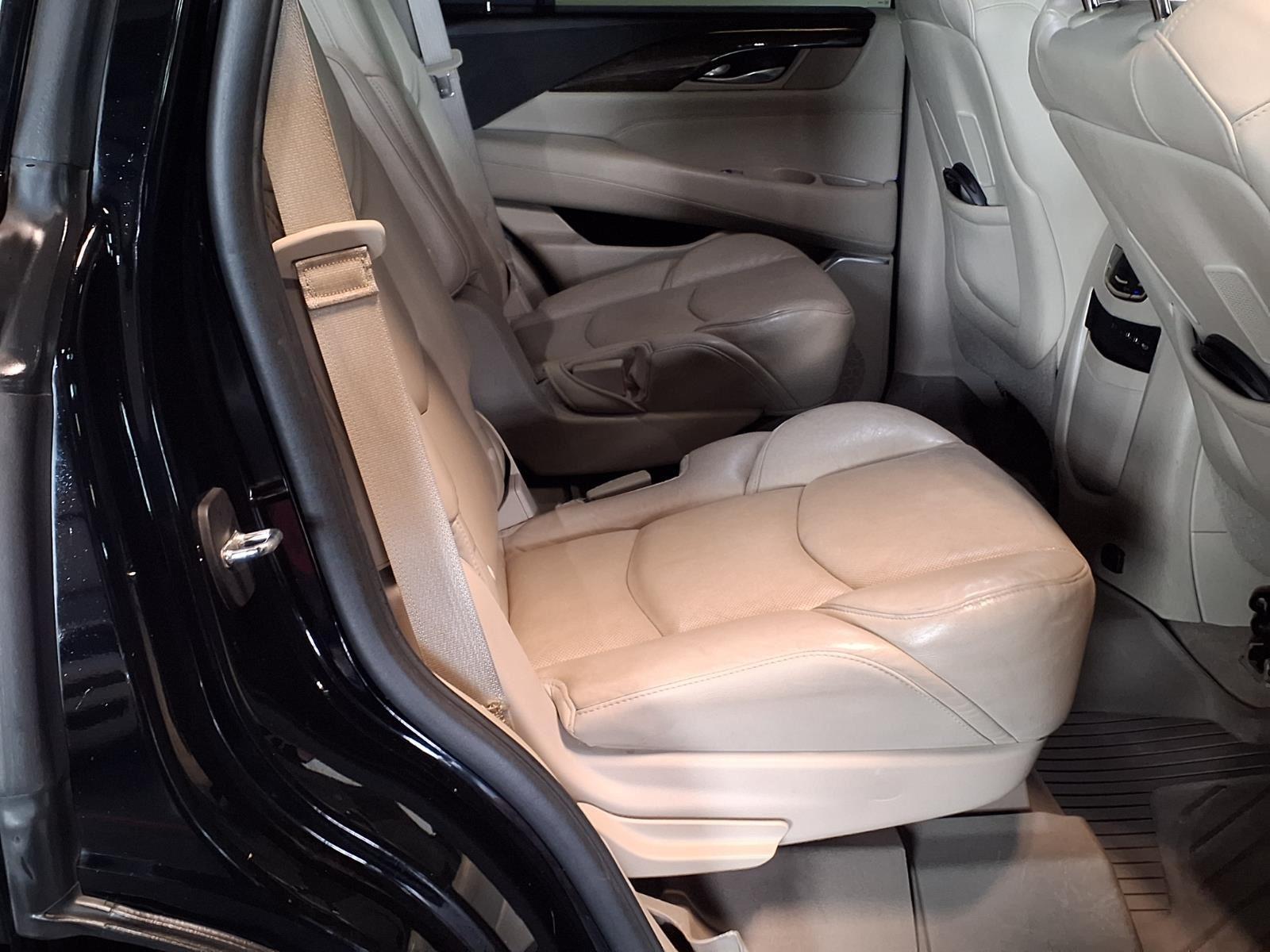 2019 Cadillac Escalade Luxury - Black Raven exterior view 11