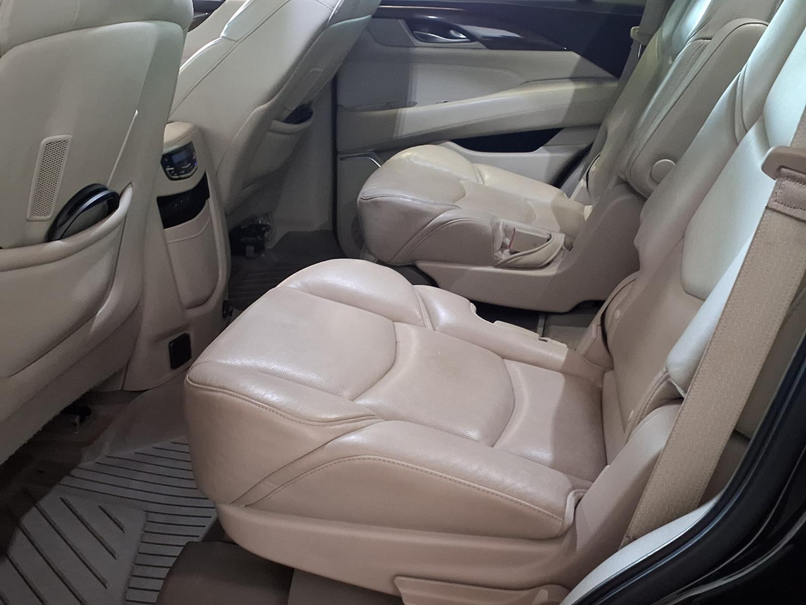 2019 Cadillac Escalade Luxury - Black Raven exterior view 15