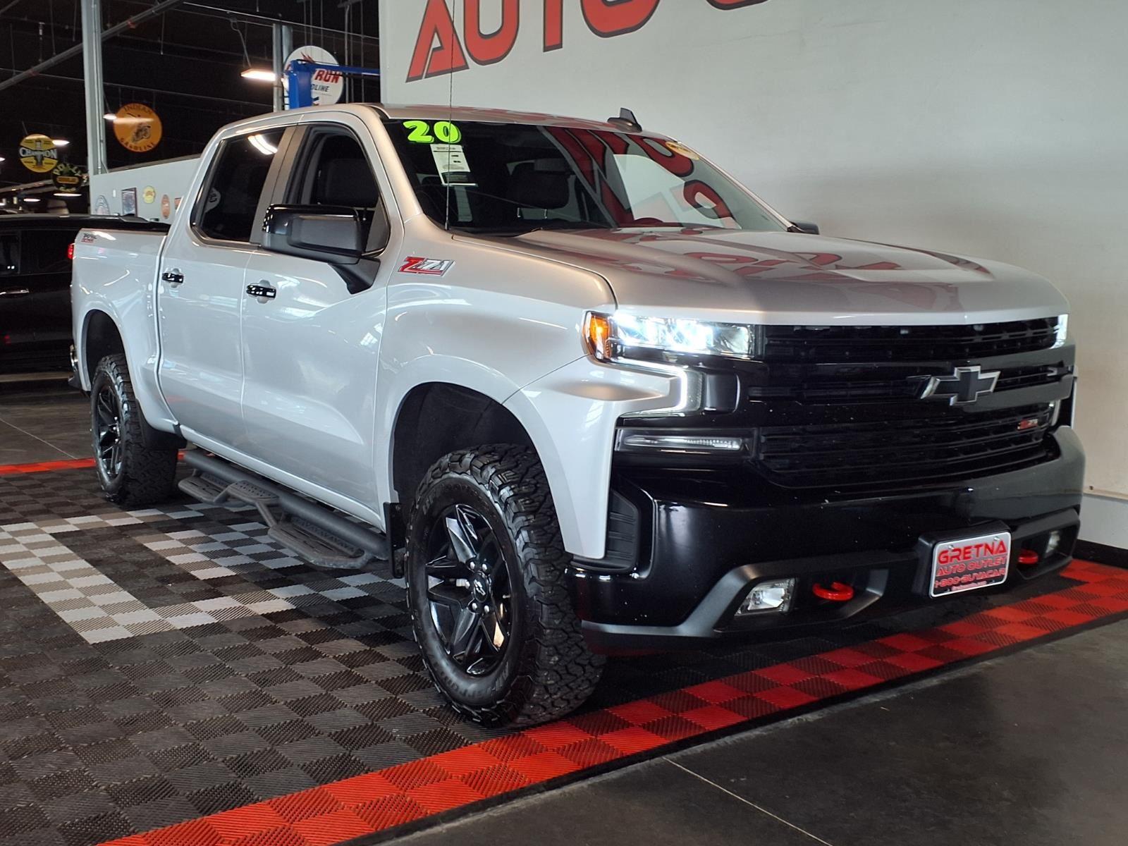 2020 Chevrolet Silverado 1500 LT Trail Boss - Silver Ice Metallic exterior view 2
