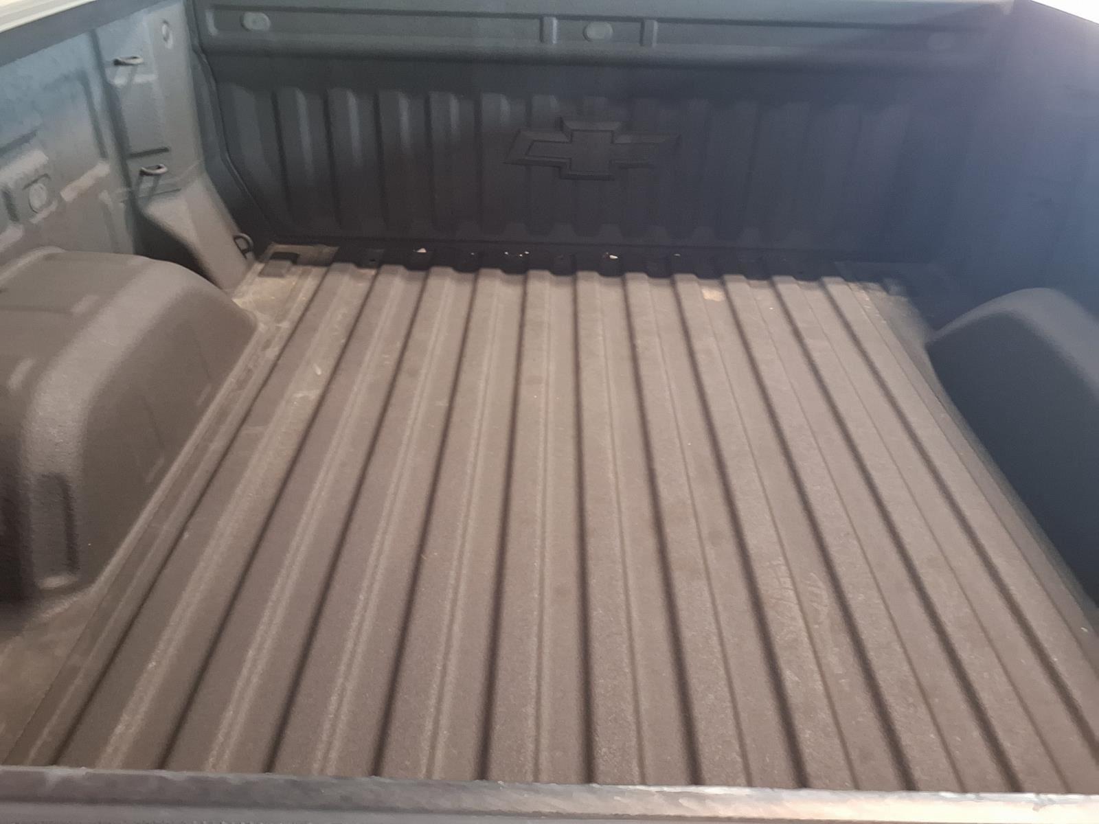 2020 Chevrolet Silverado 1500 LT Trail Boss - Silver Ice Metallic exterior view 7