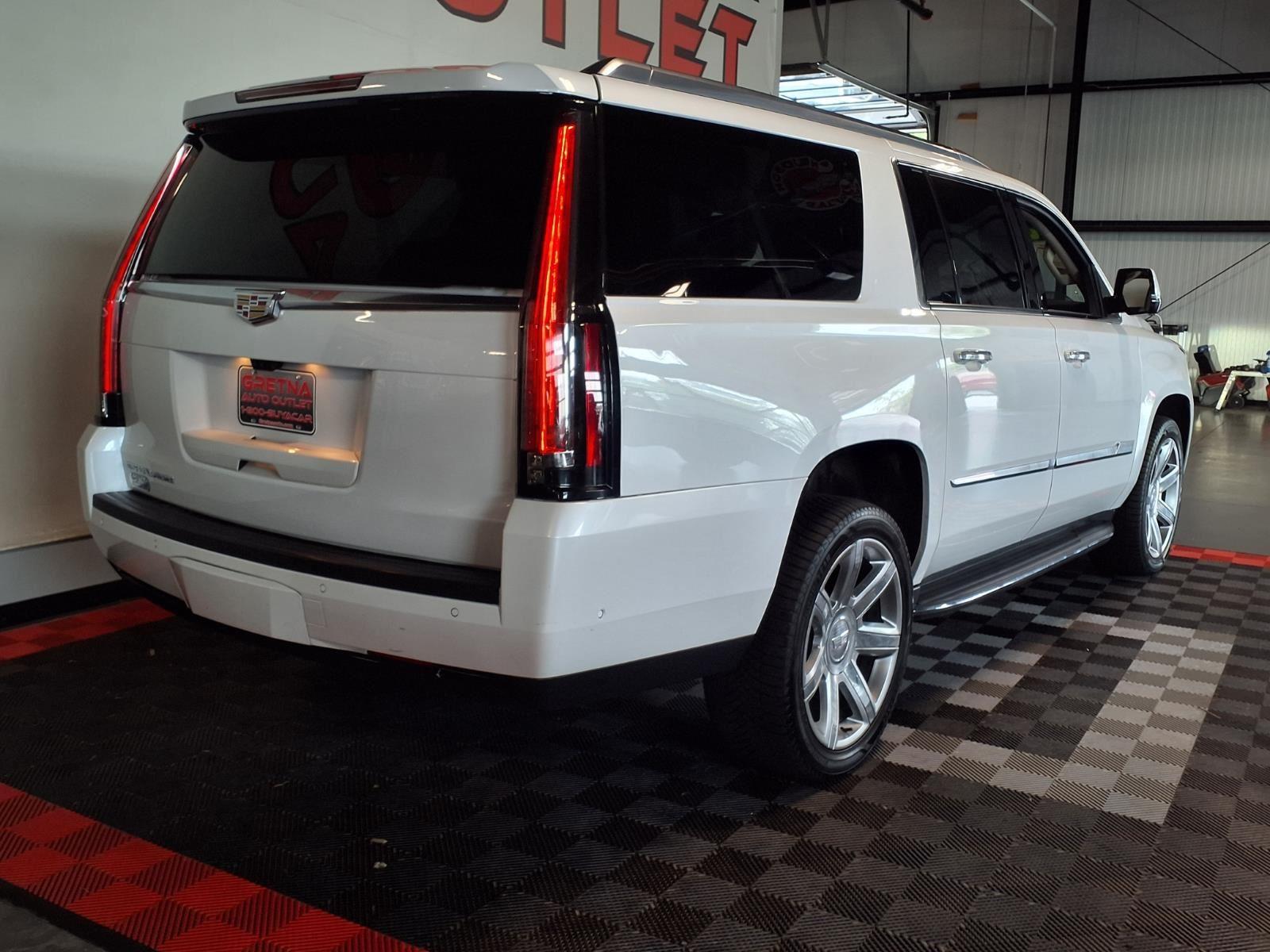 2020 Cadillac Escalade ESV Luxury - Crystal White Tricoat exterior view 8
