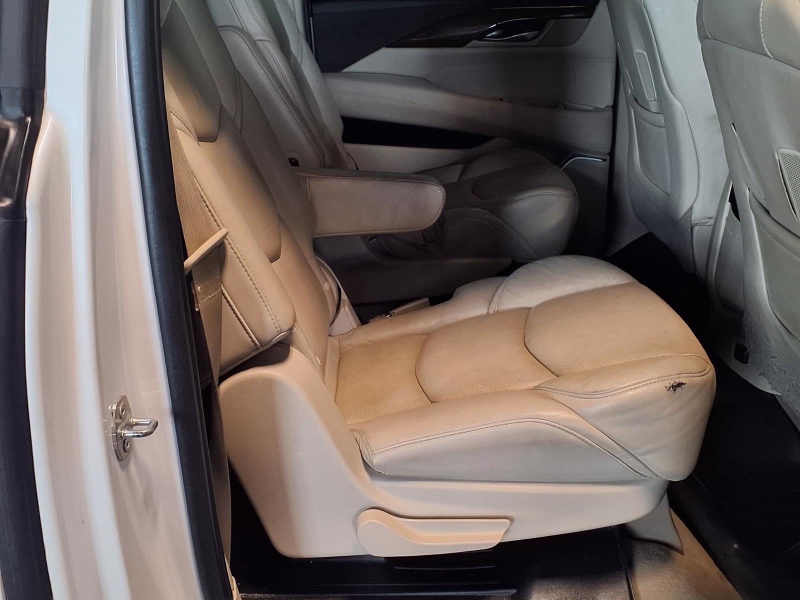 2020 Cadillac Escalade ESV Luxury - Crystal White Tricoat exterior view 11