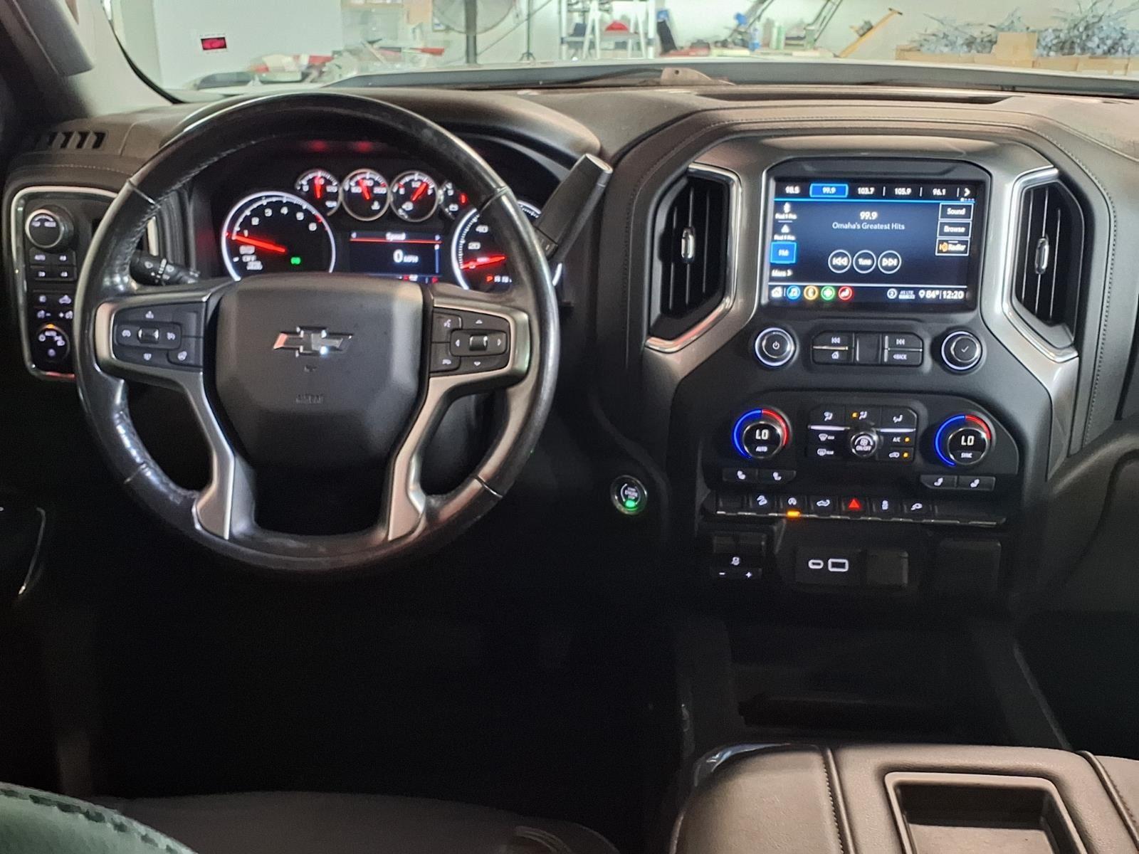 2020 Chevrolet Silverado 1500 LT Trail Boss - Silver Ice Metallic exterior view 16
