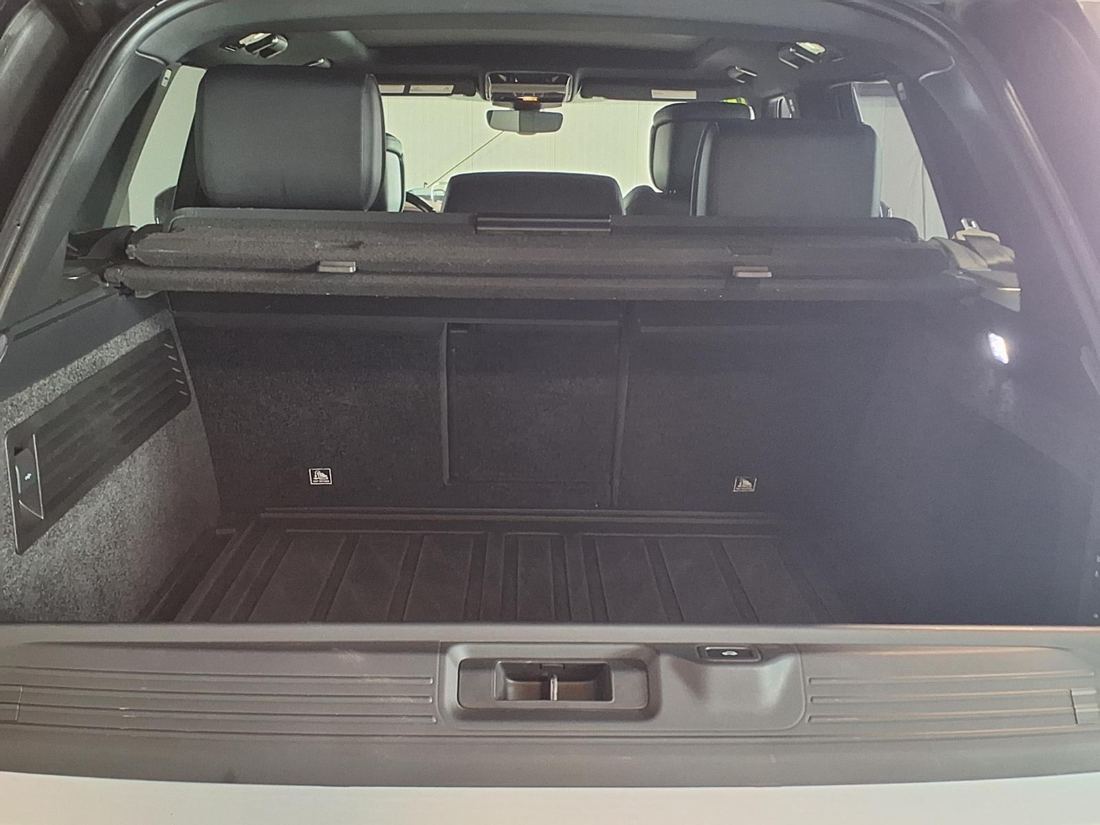 2018 Land Rover Range Rover HSE - Indus Silver Metallic exterior view 7