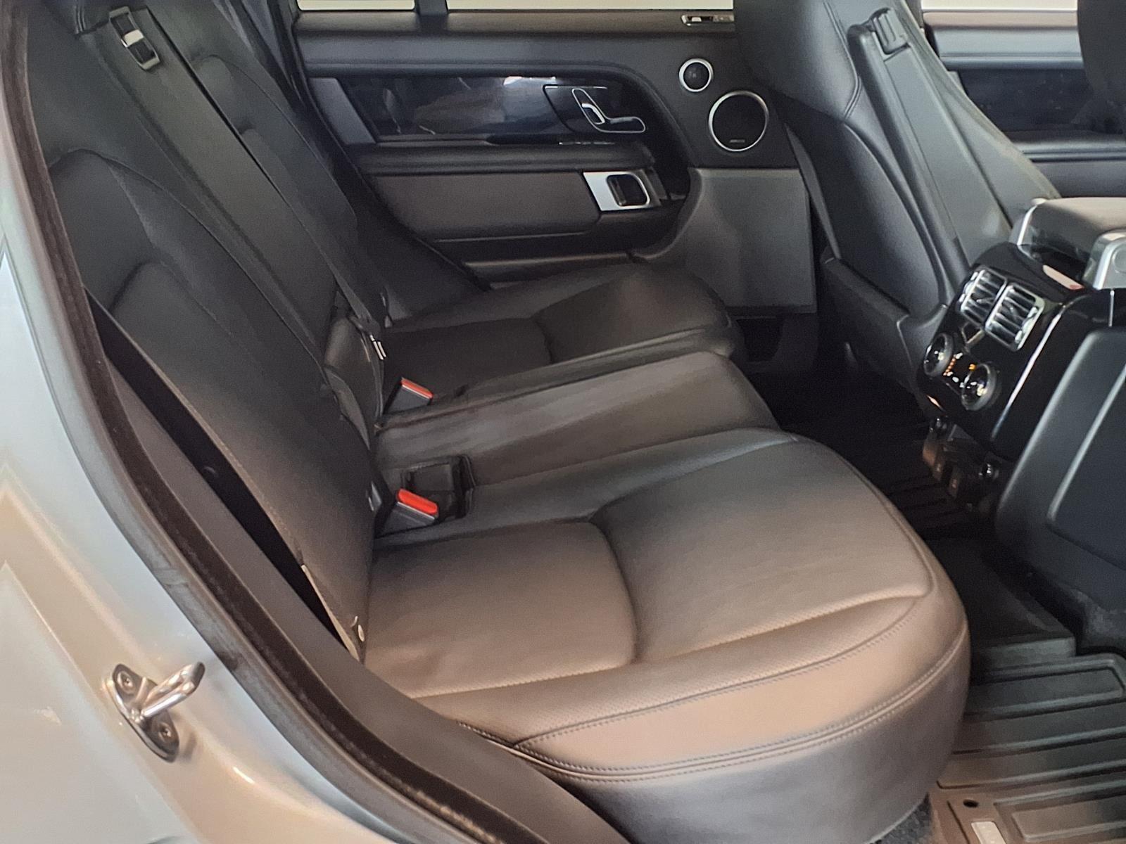 2018 Land Rover Range Rover HSE - Indus Silver Metallic exterior view 12