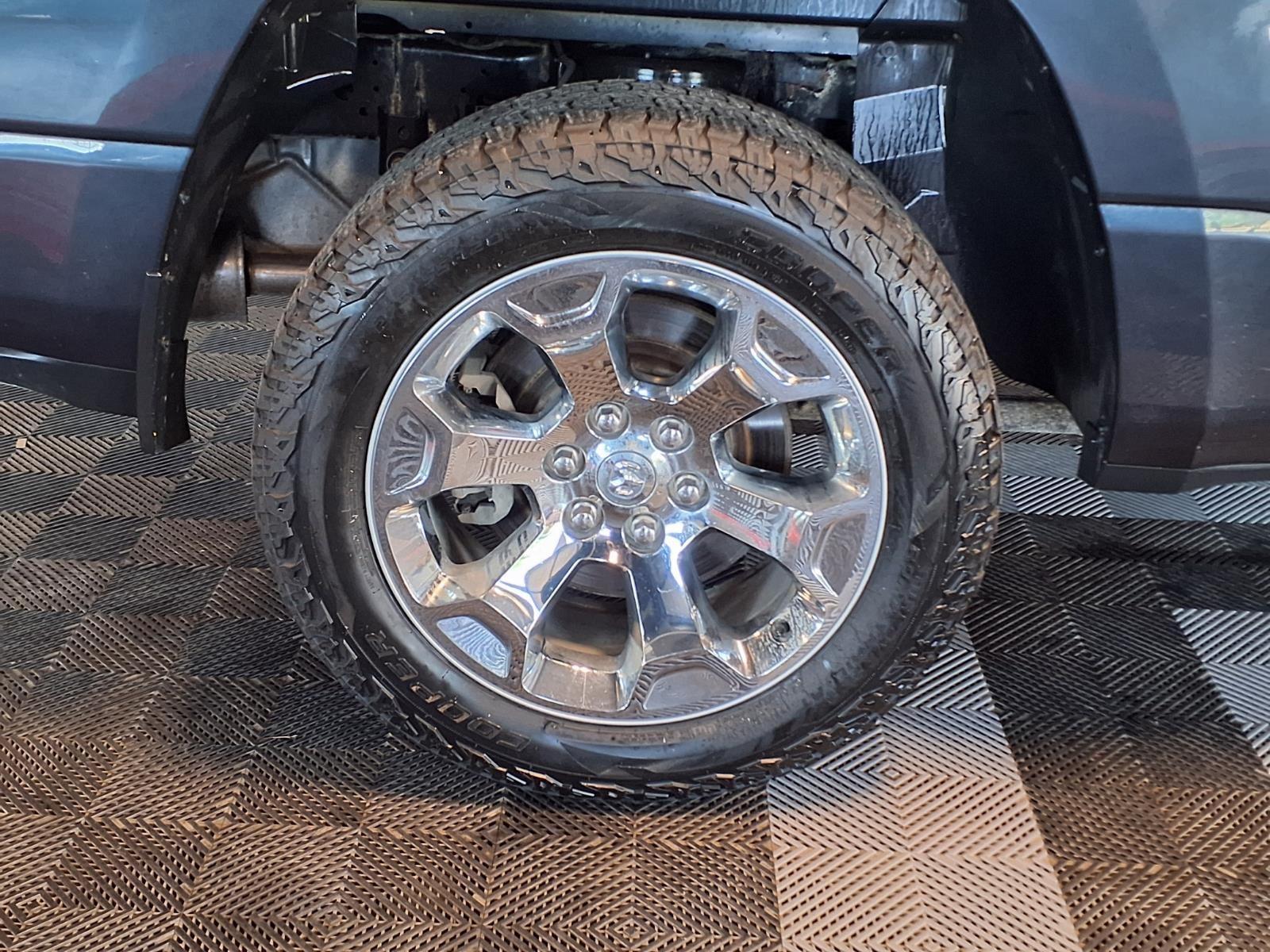 2019 Ram 1500 Big Horn/Lone Star - Maximum Steel Metallic Clearcoat exterior view 9