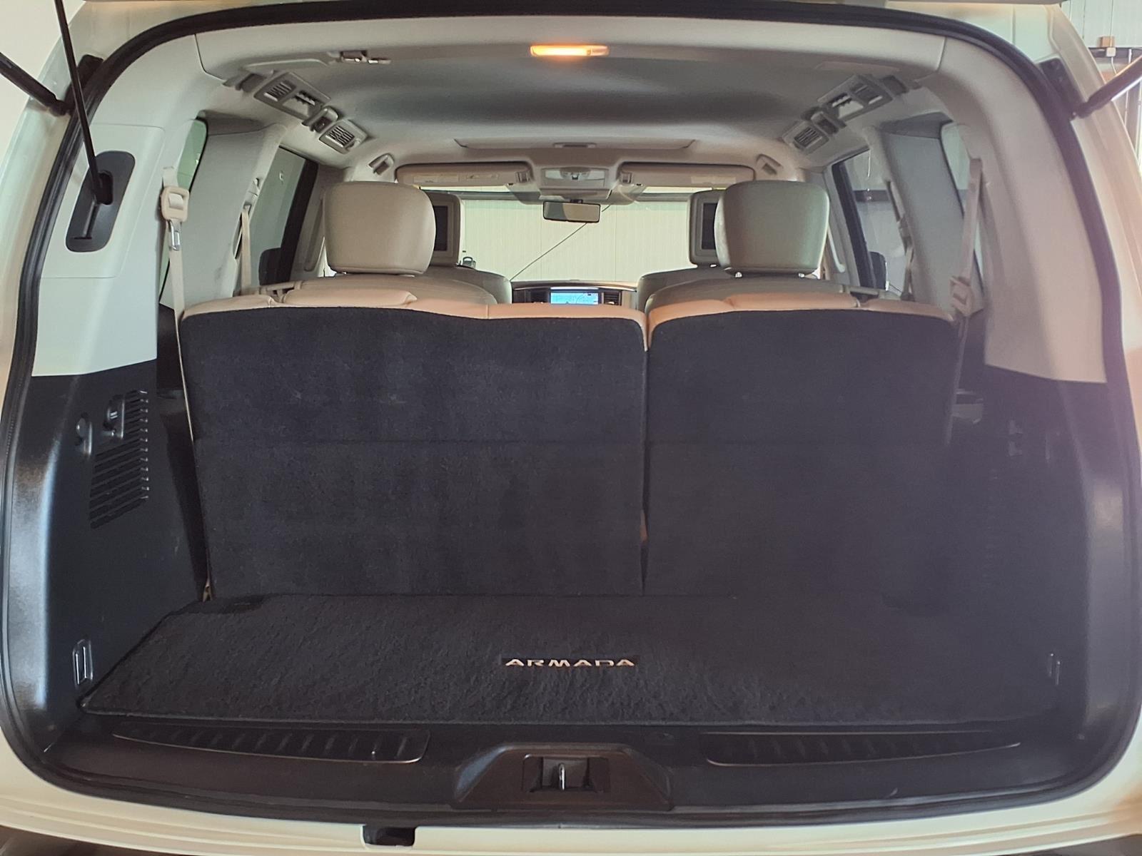 2018 Nissan Armada Platinum - Pearl White exterior view 6