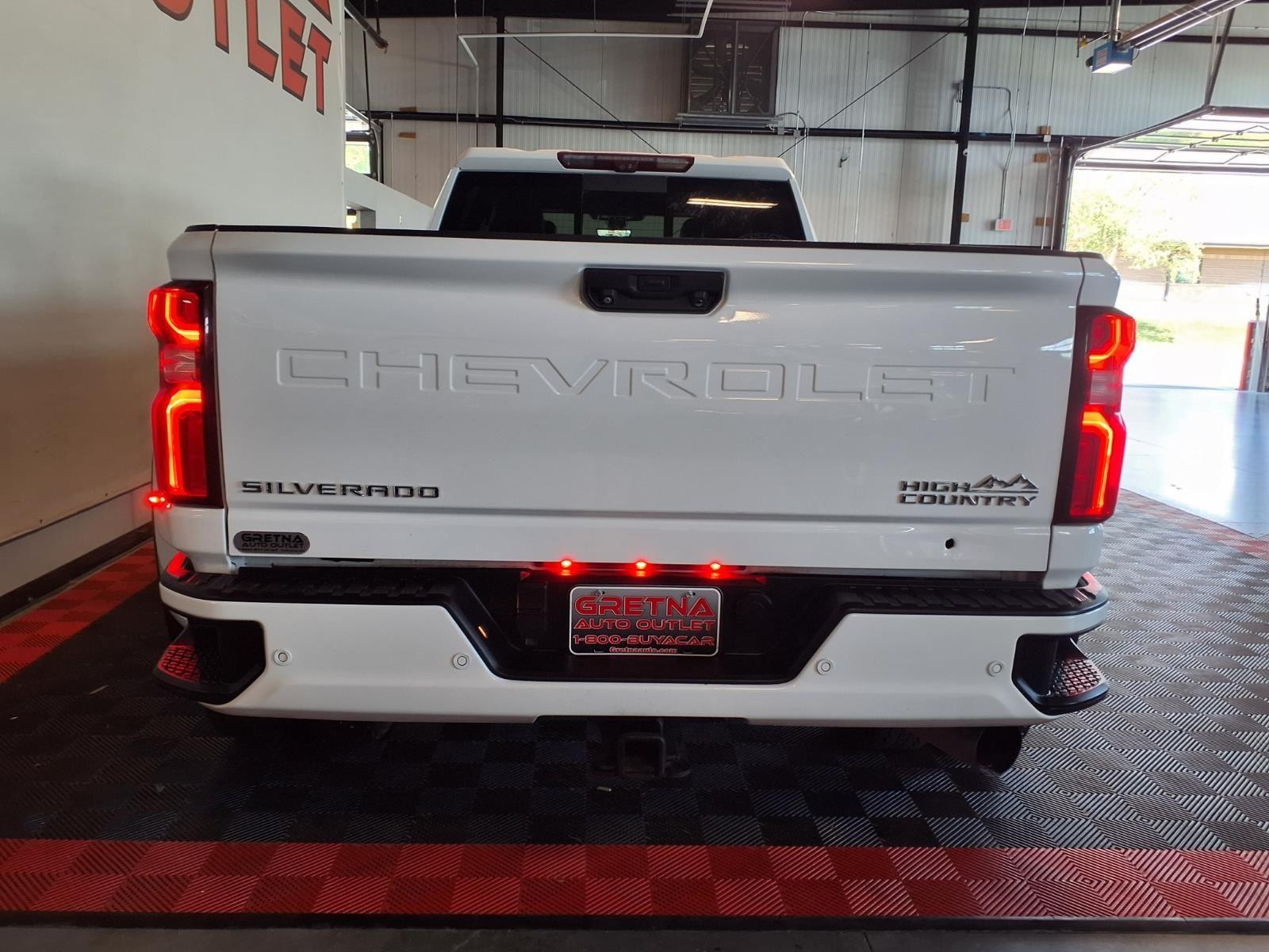 2023 Chevrolet Silverado 3500HD High Country - Summit White exterior view 5