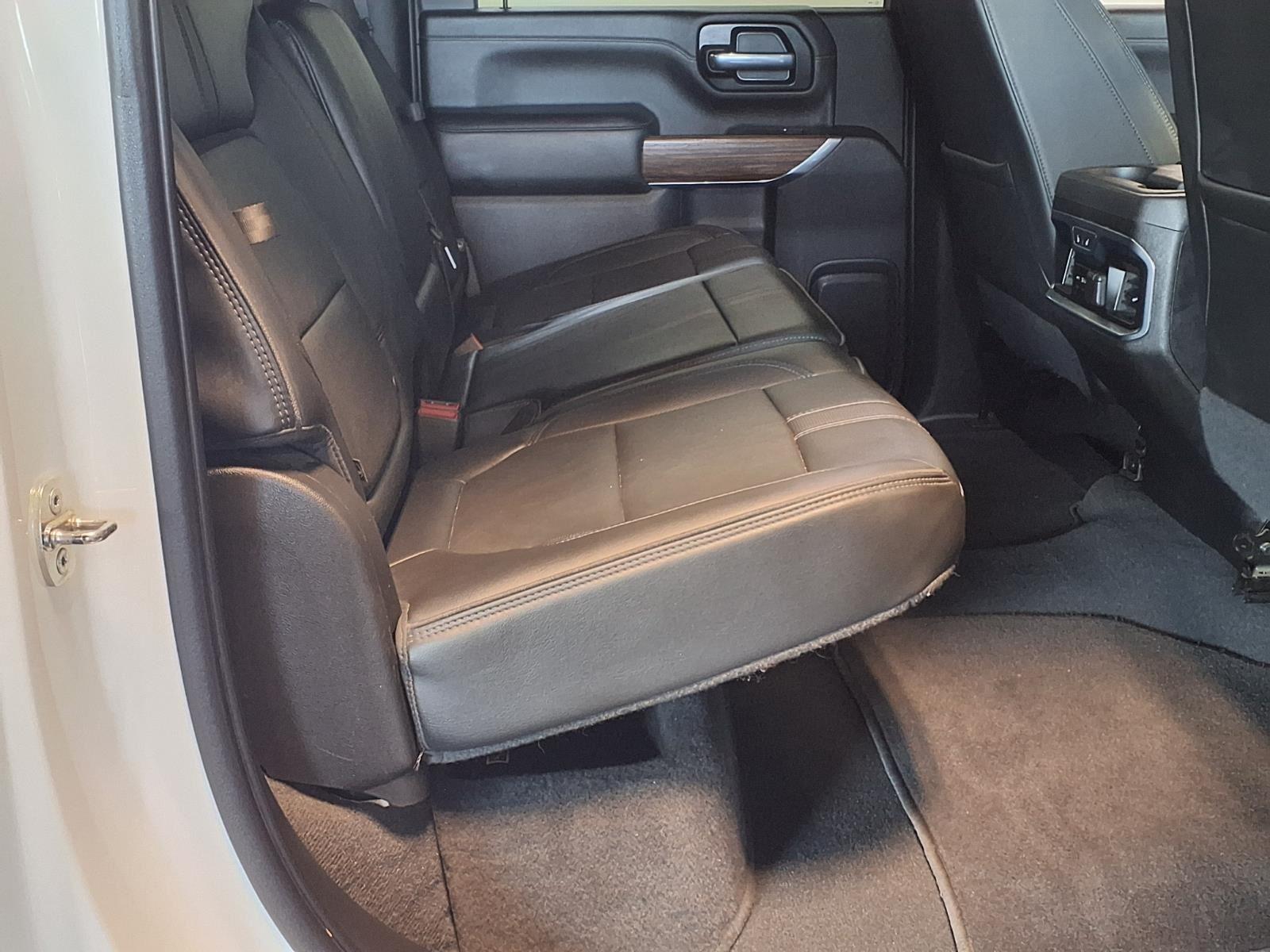 2023 Chevrolet Silverado 3500HD High Country - Summit White exterior view 9