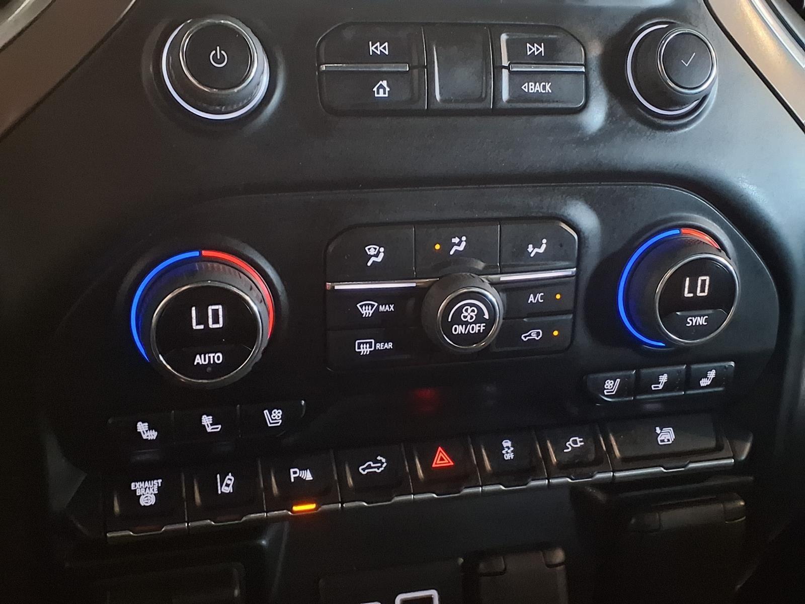 2023 Chevrolet Silverado 3500HD High Country - Summit White exterior view 17