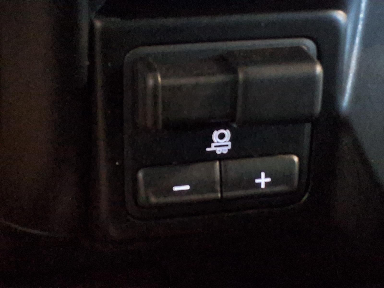 2023 Chevrolet Silverado 3500HD High Country - Summit White exterior view 20