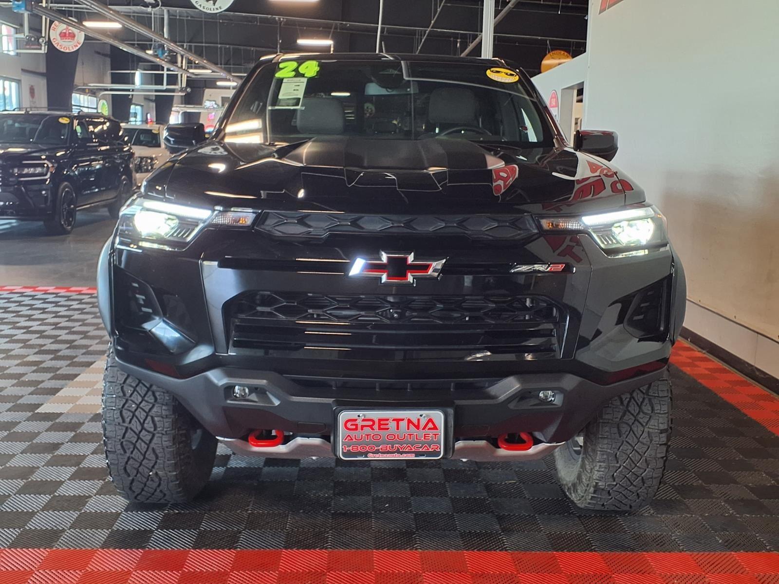 2024 Chevrolet Colorado 4WD ZR2 - Black exterior view 3