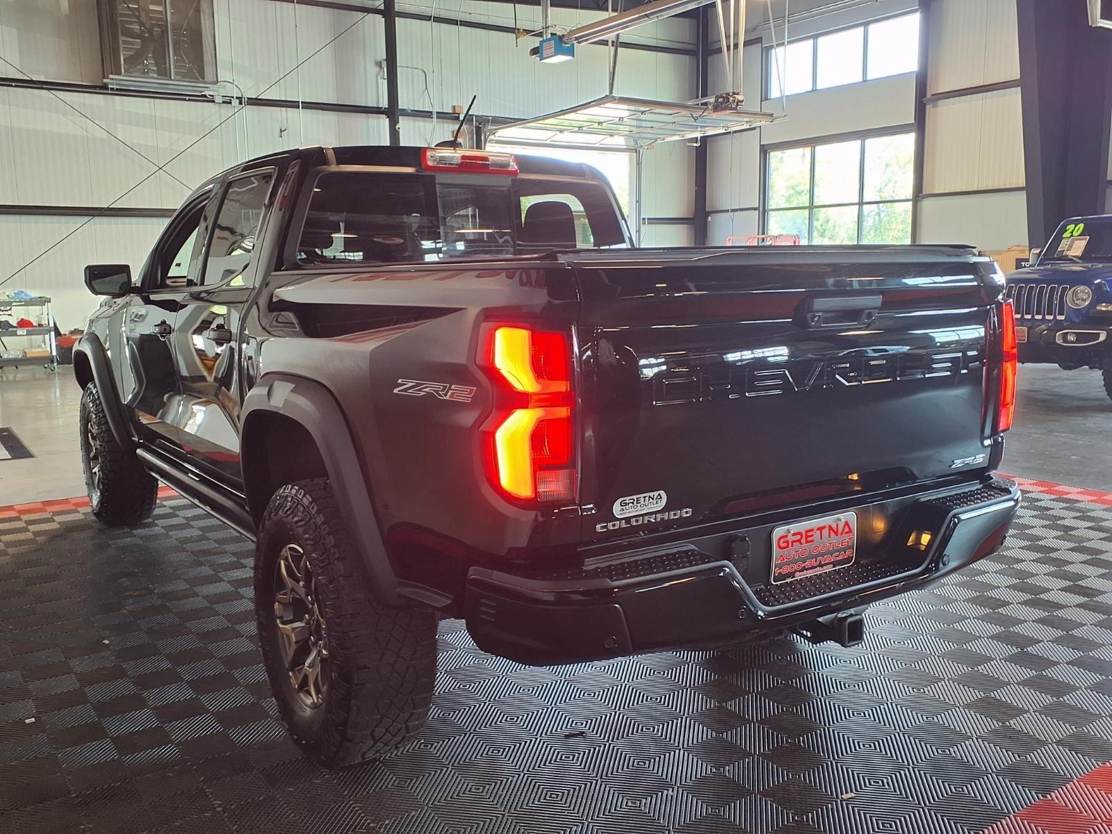 2024 Chevrolet Colorado 4WD ZR2 - Black exterior view 5
