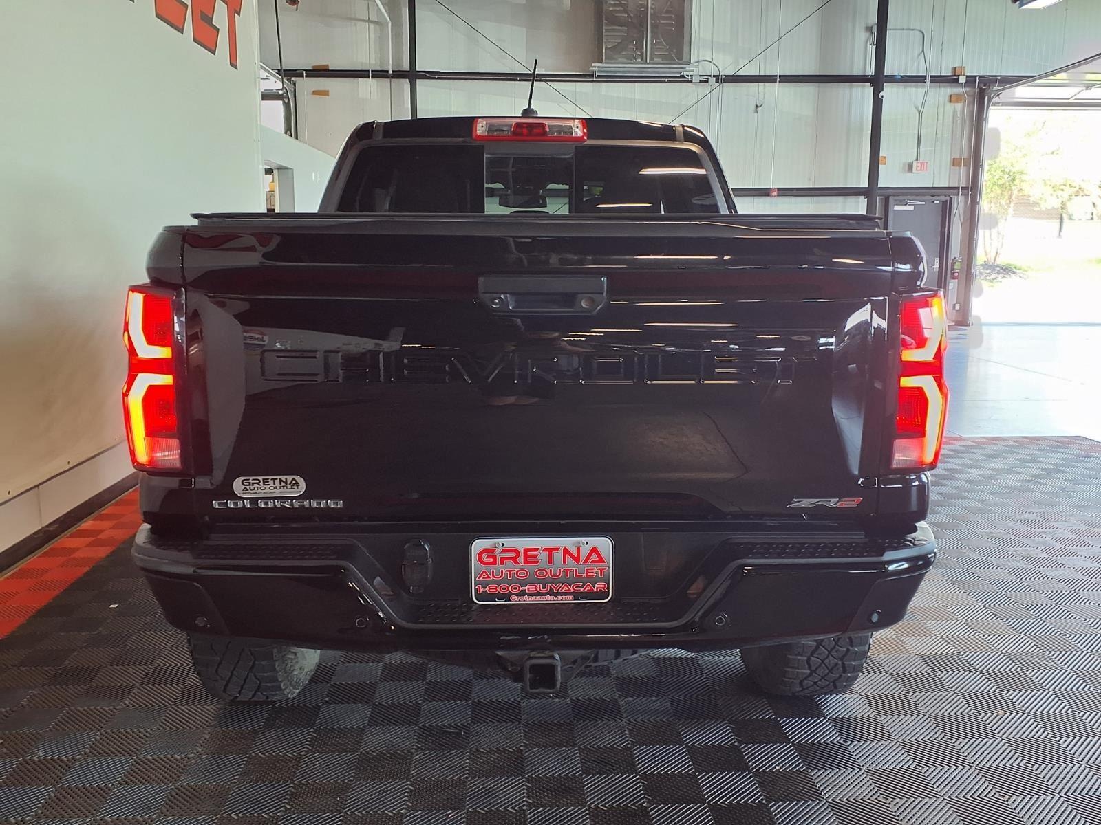 2024 Chevrolet Colorado 4WD ZR2 - Black exterior view 6