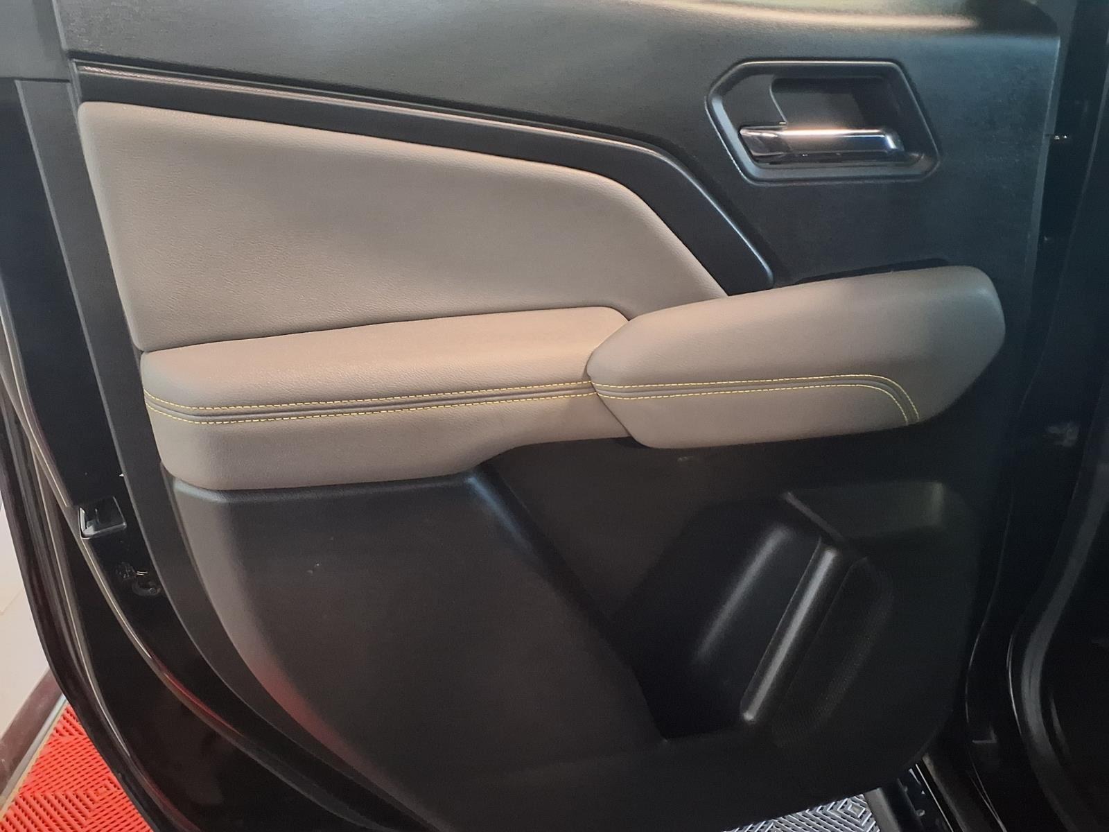 2024 Chevrolet Colorado 4WD ZR2 - Black exterior view 13