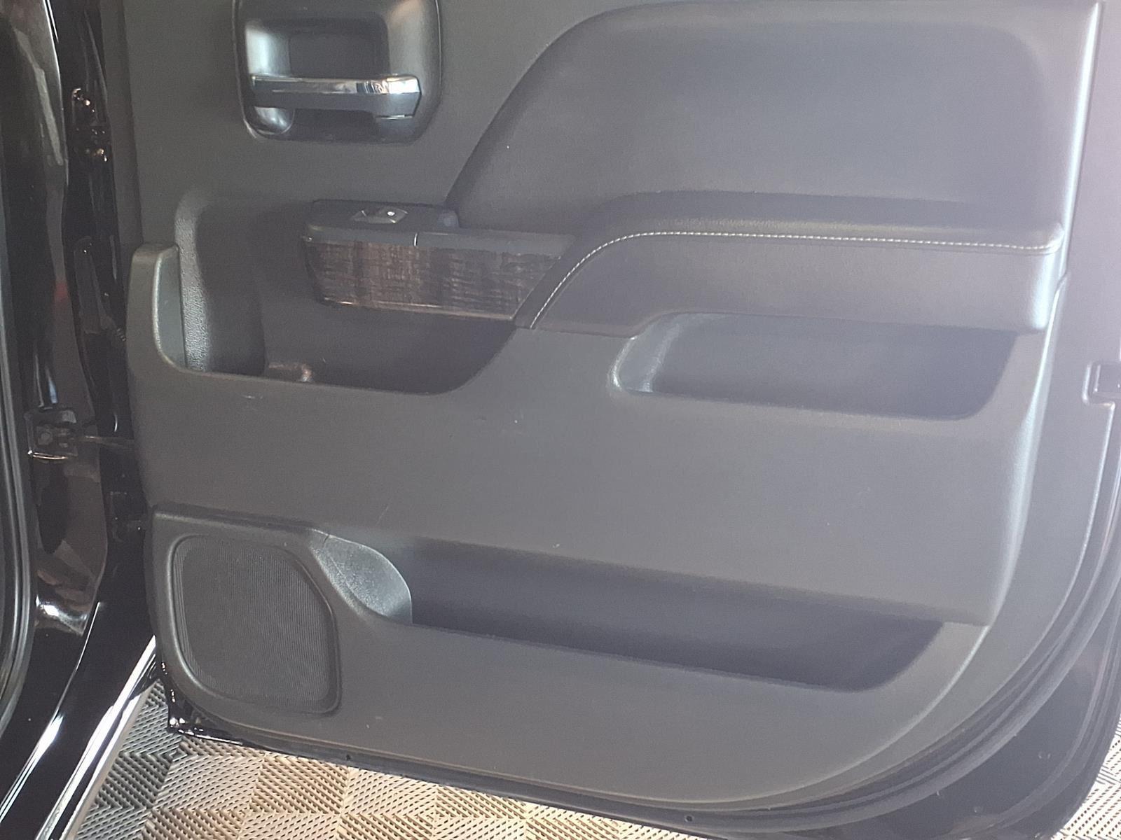 2014 GMC Sierra 1500 Denali - Onyx Black exterior view 9